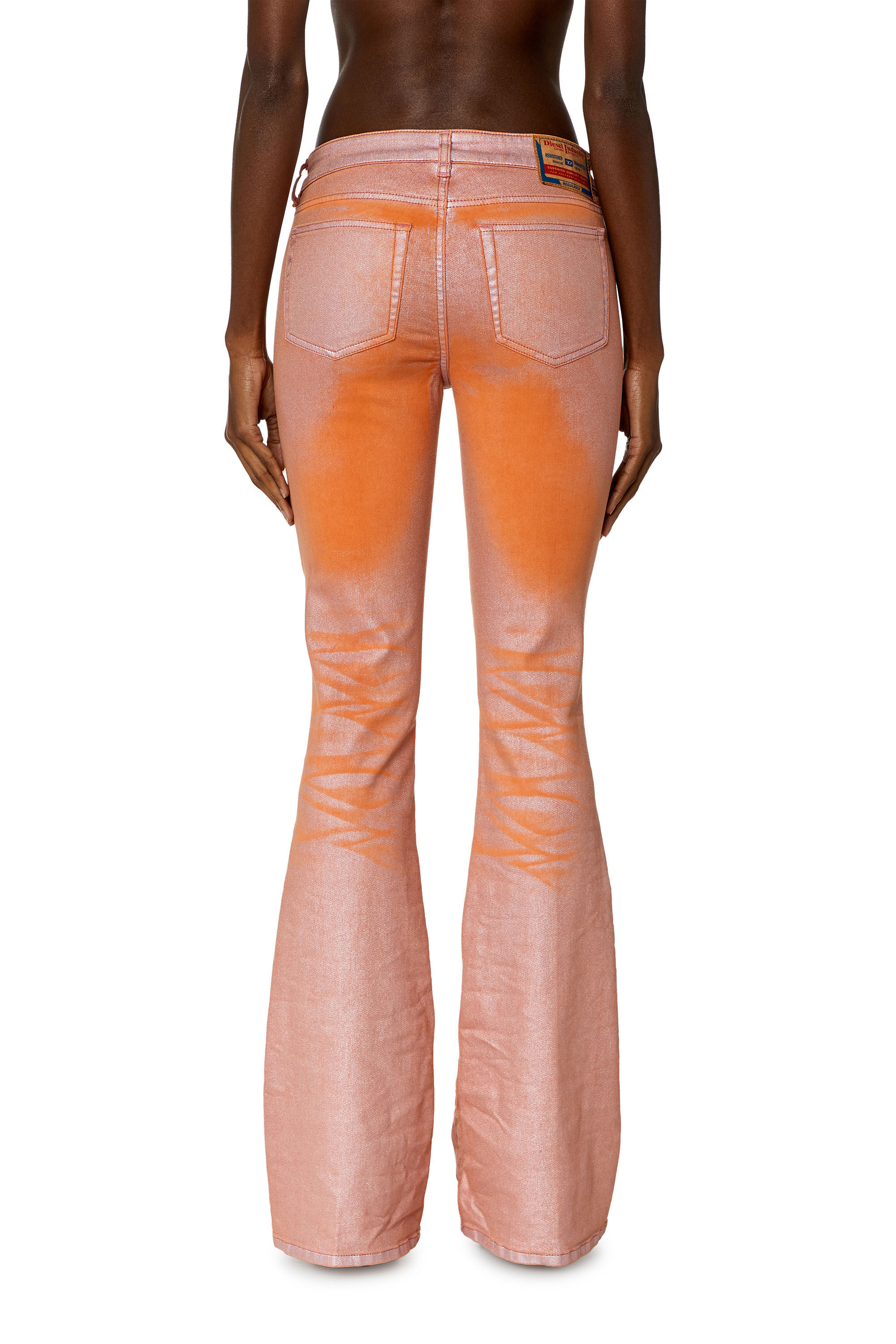Diesel - Bootcut and Flare Jeans 1969 D-Ebbey 068KT, Rosa/Naranja - Image 4