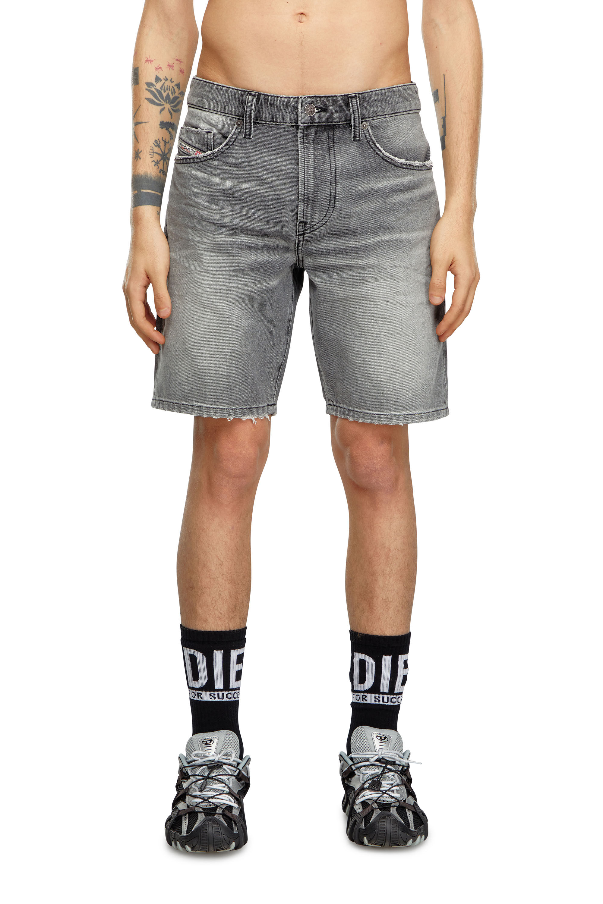 Diesel - D-FIN, Hombre Pantalones cortos vaqueros slim in Gris - Image 3