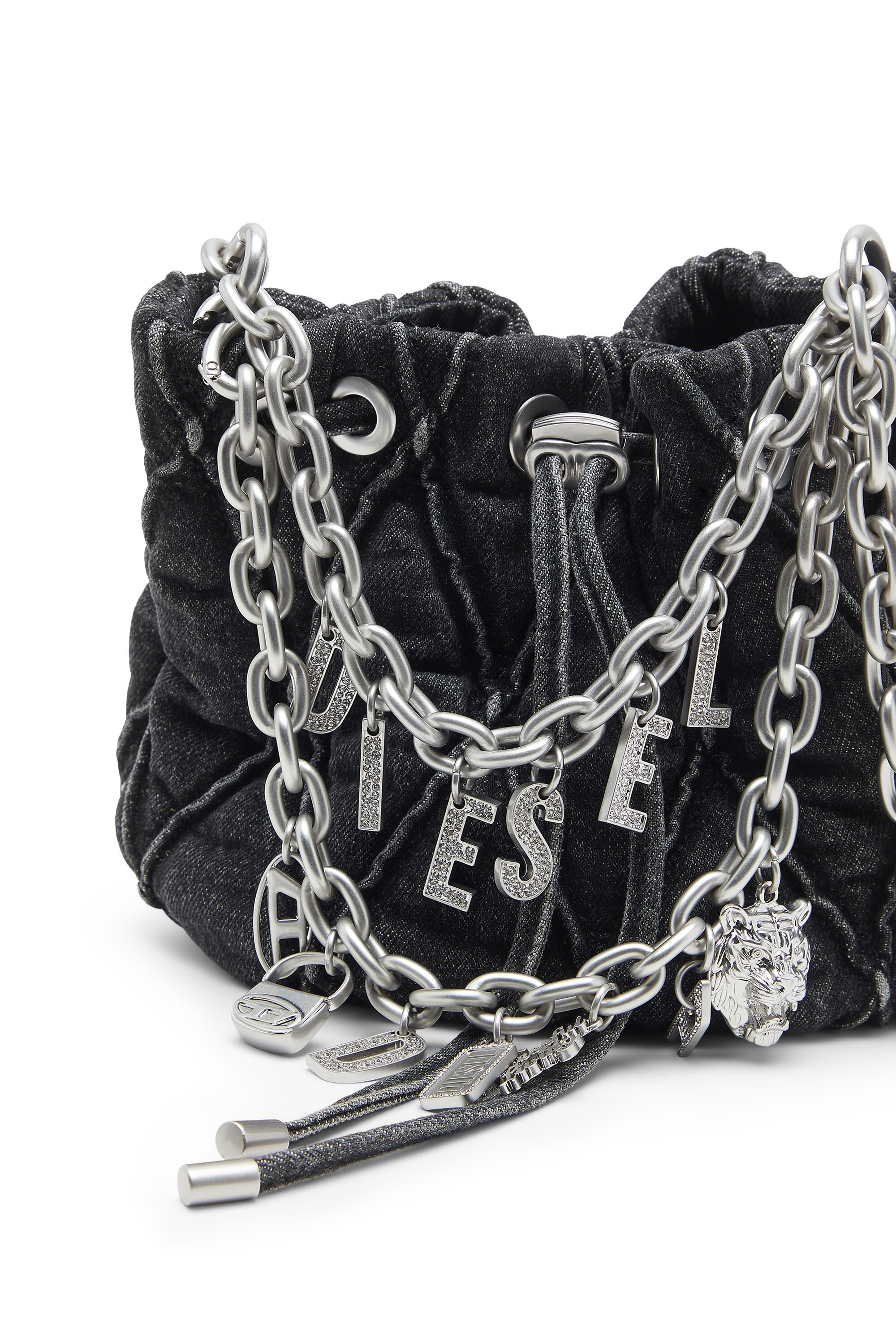 Diesel - HOSHI CHARM-D BUCKET S, Bolso cubo acolchado de denim con amuletos de cadena Mujer in Negro - 2