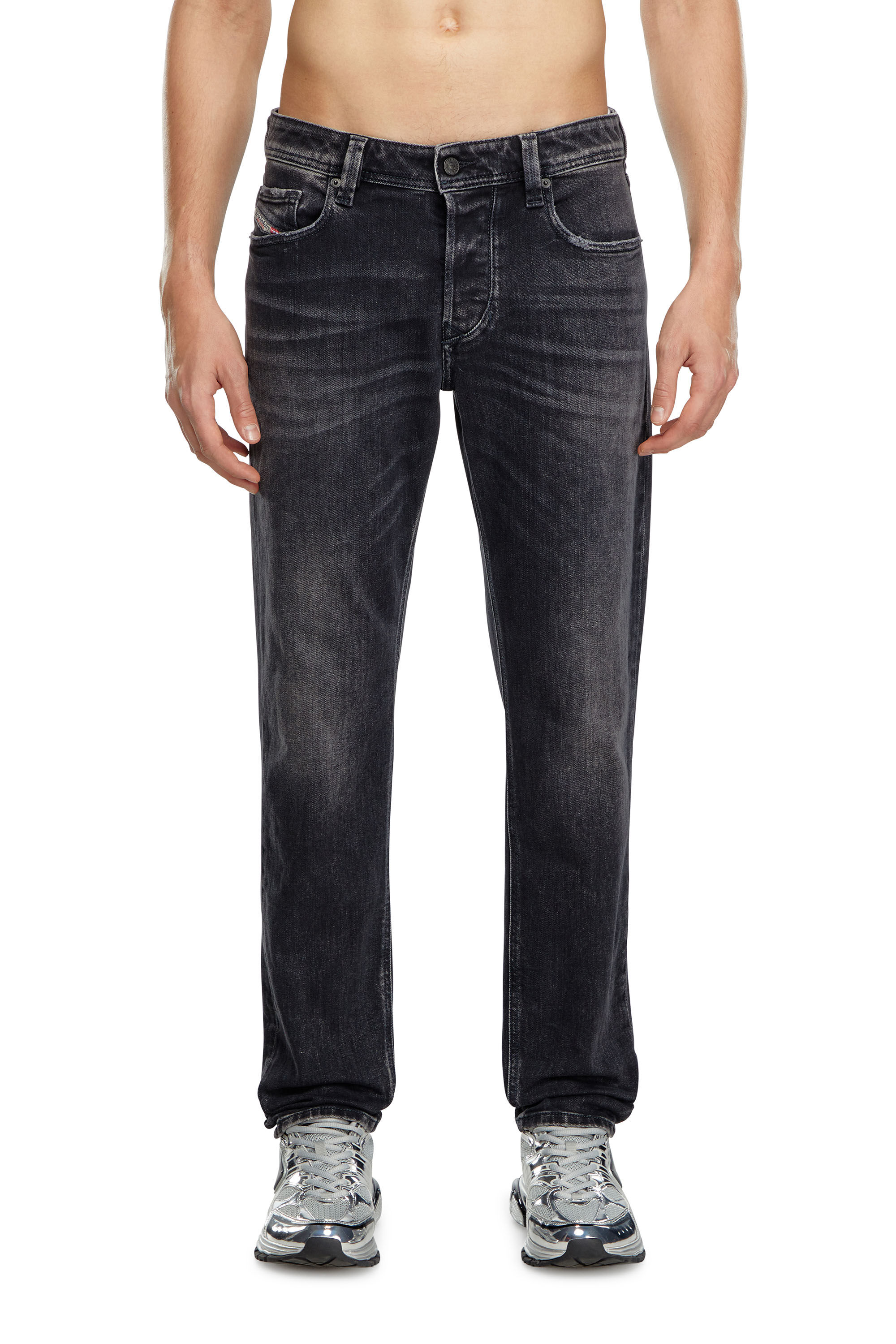 Diesel - Tapered Jeans 1986 Larkee-Beex 09K51, Hombre Tapered Jeans - 1986 Larkee-Beex in Negro - Image 3