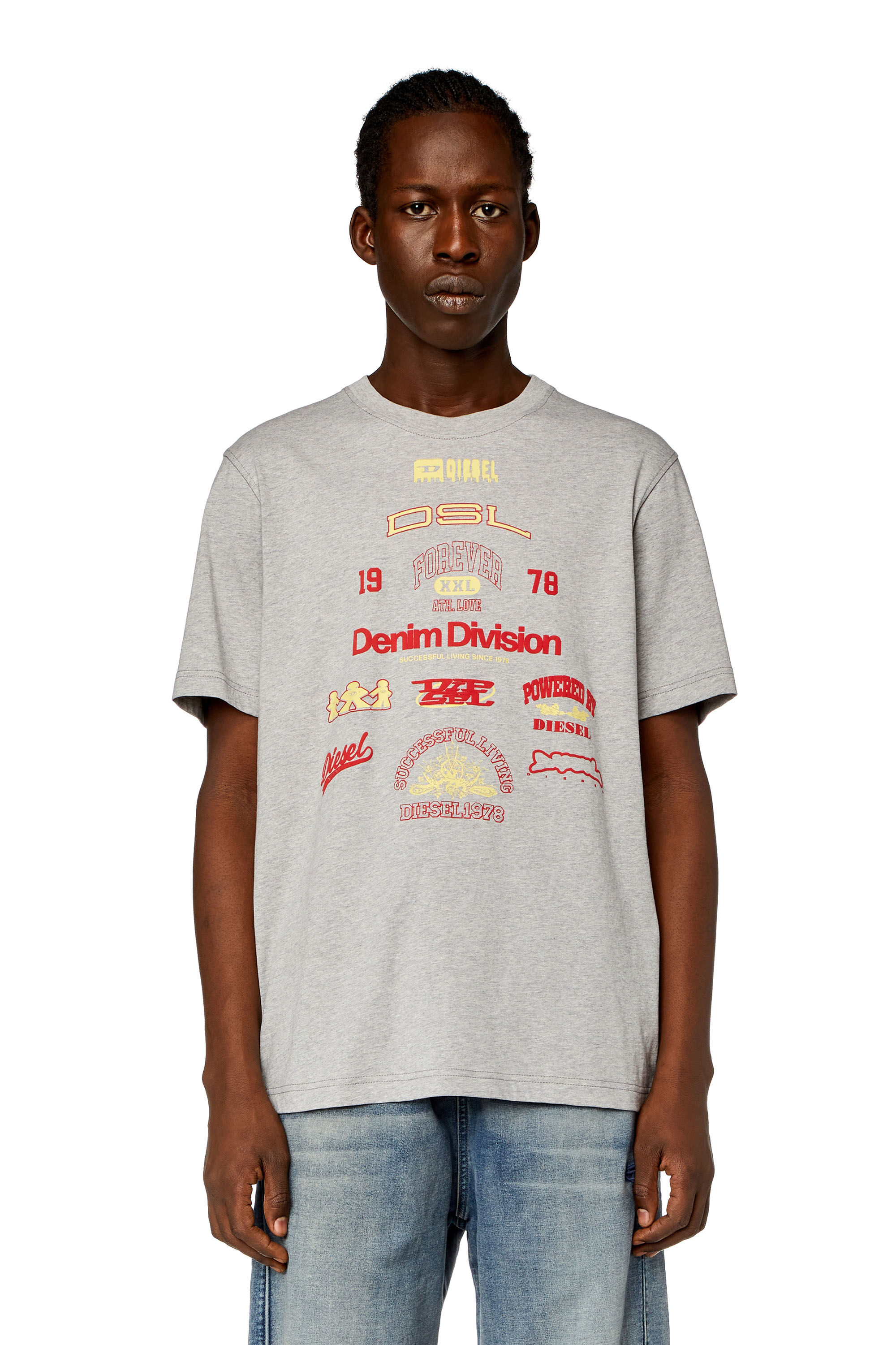 Diesel - T-JUST-N14, Camiseta con logotipos estampados mezclados Hombre in Gris - 1