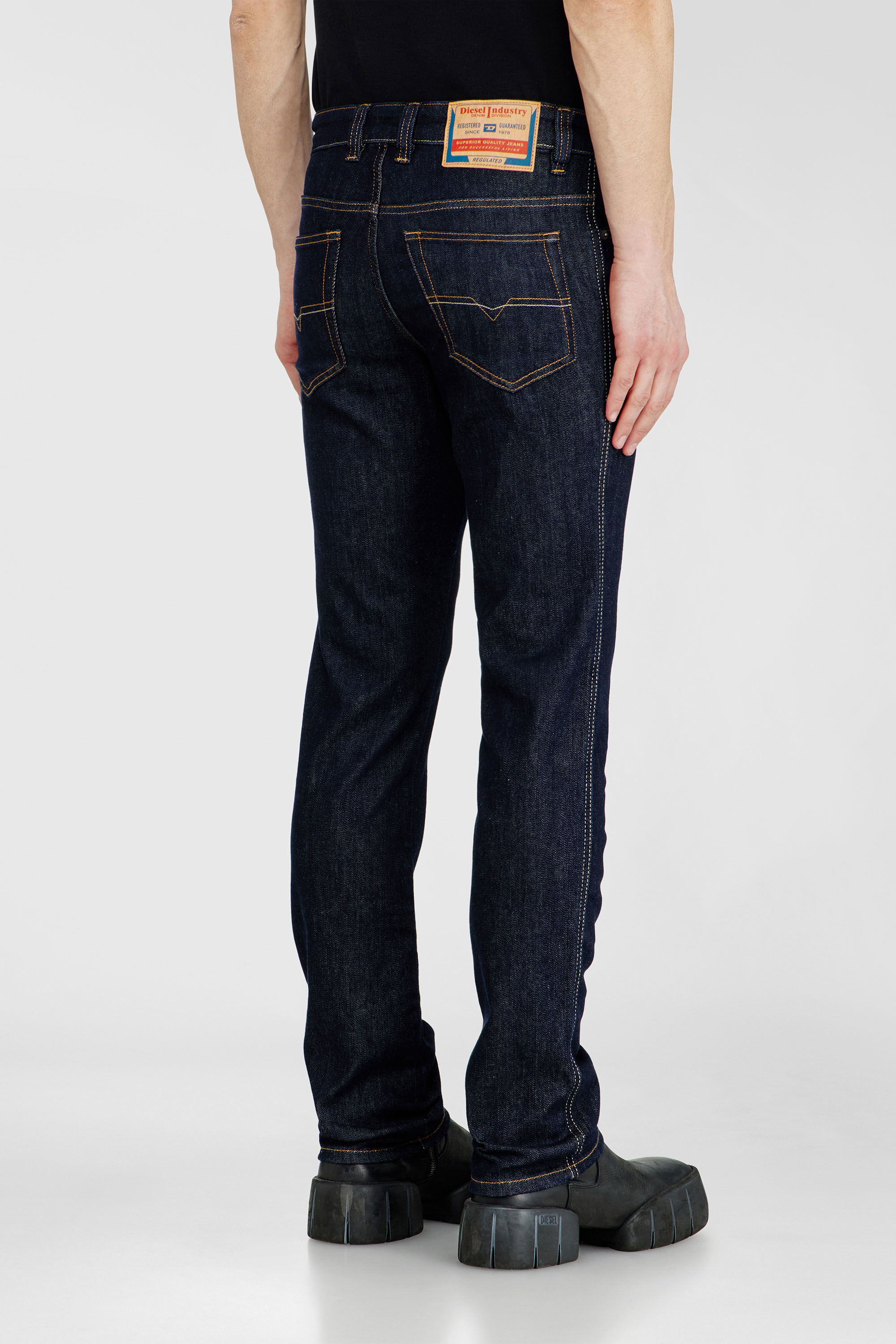 Diesel - Slim Jeans 1993 D-Vyl 0DBEJ Hombre, Azul Oscuro - 5