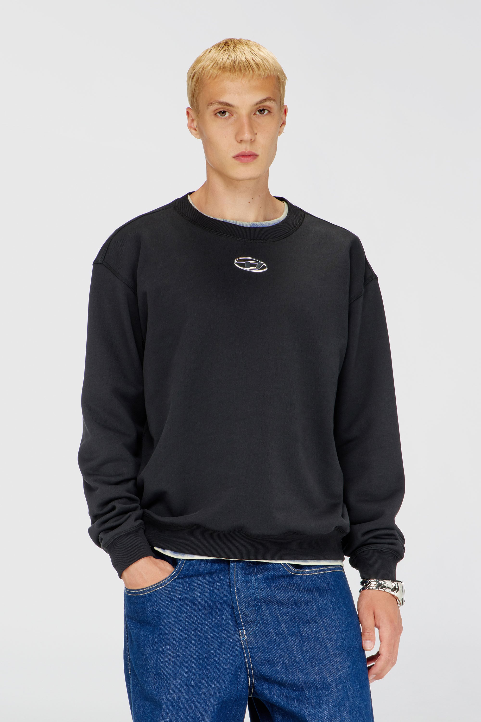 Diesel - S-NORM-IOD, Sudadera regular con Oval D met&aacute;lico Hombre in Negro - 3