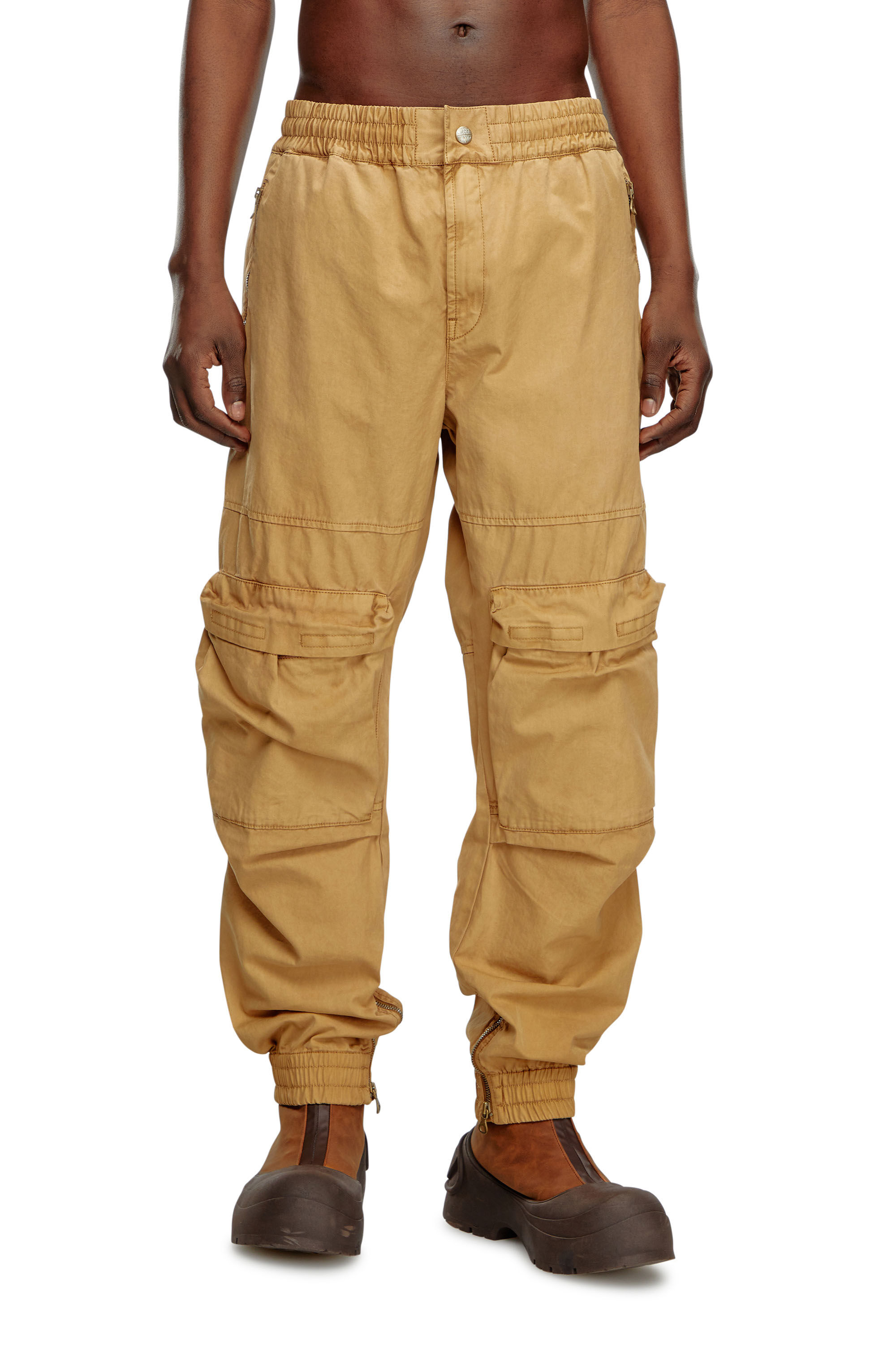 Diesel - P-BEECK, Hombre Pantalones cargo de algodón orgánico desteñido in Marrón - Image 3