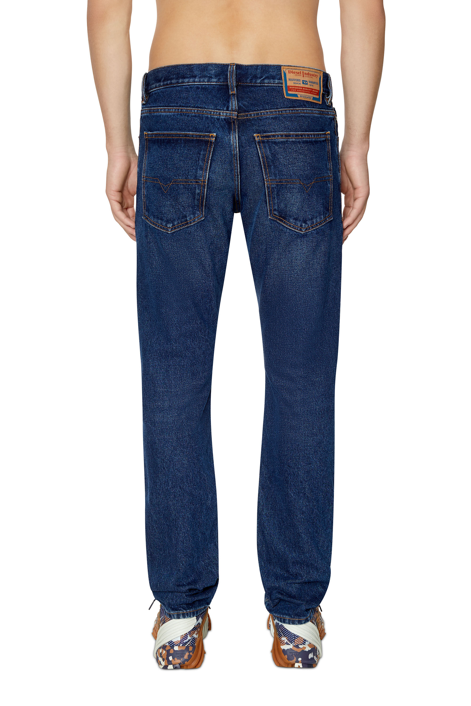 Diesel - 1995 007E6 Straight Jeans, Azul Oscuro - Image 4