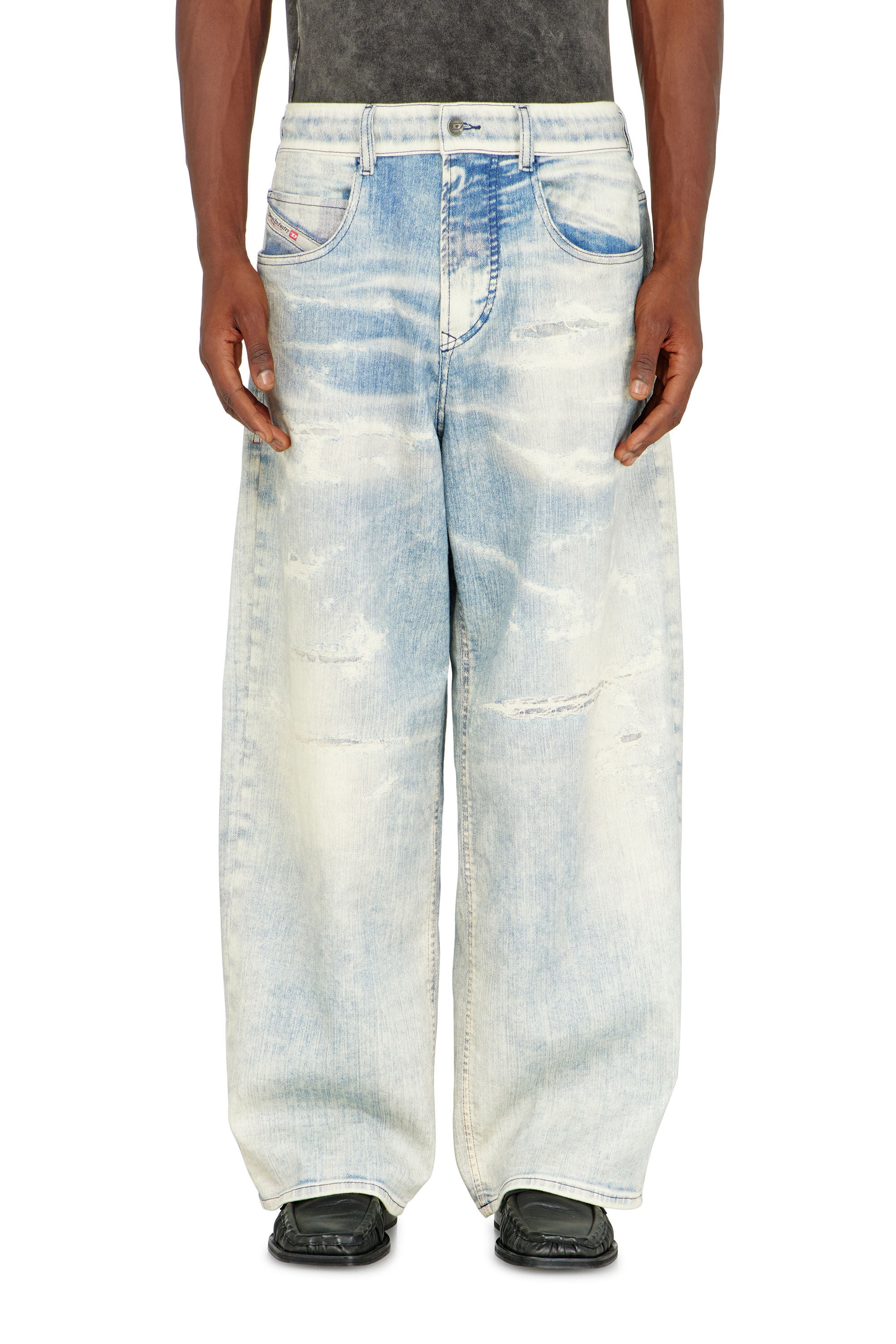 Diesel - Relaxed 2097 D-Enim-M Joggjeans&reg; 068XM Unisex, Azul Claro - 2