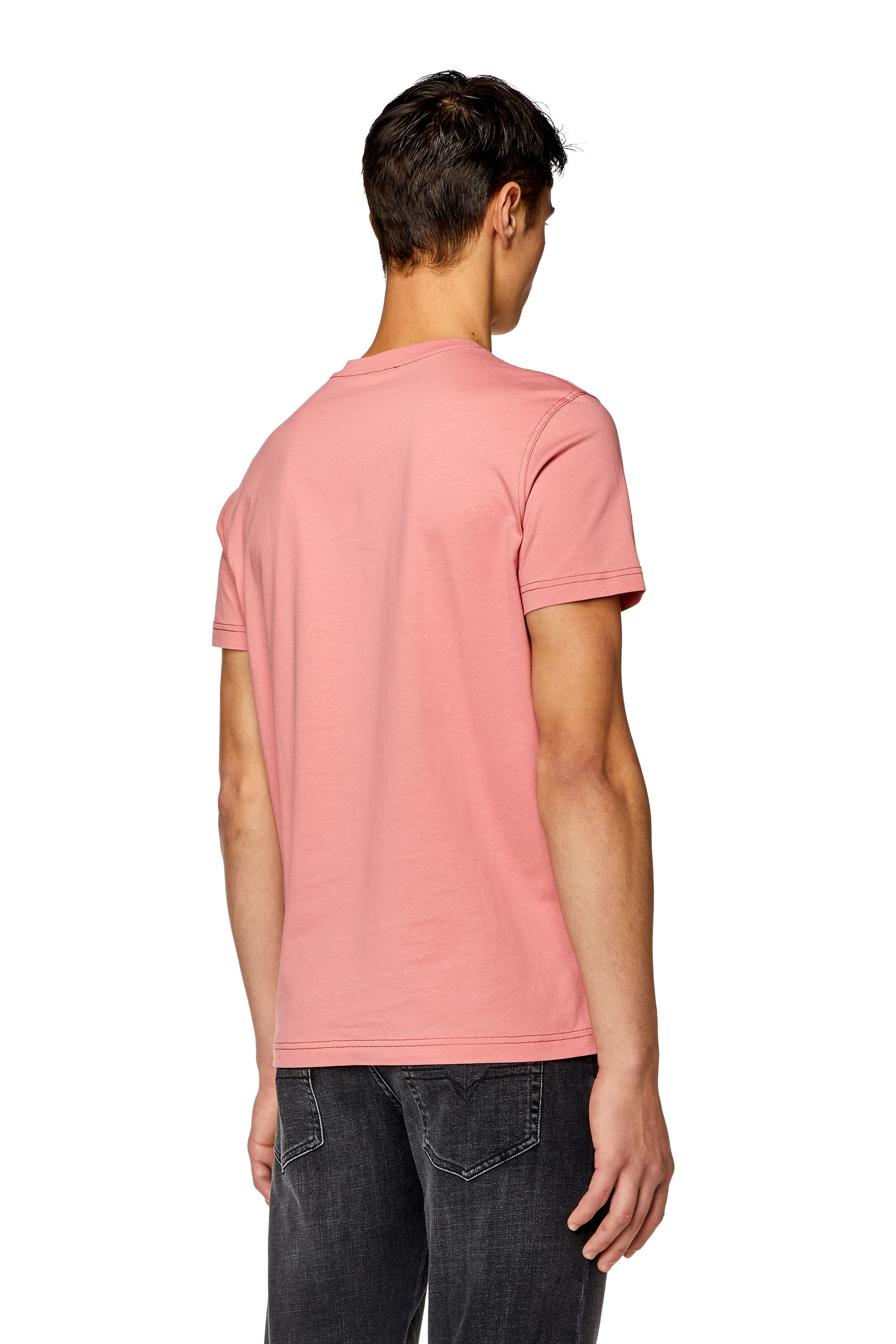 Diesel - T-DIEGOR-K70, Camiseta con logotipo de estilo glitch Hombre in Rosa - 3