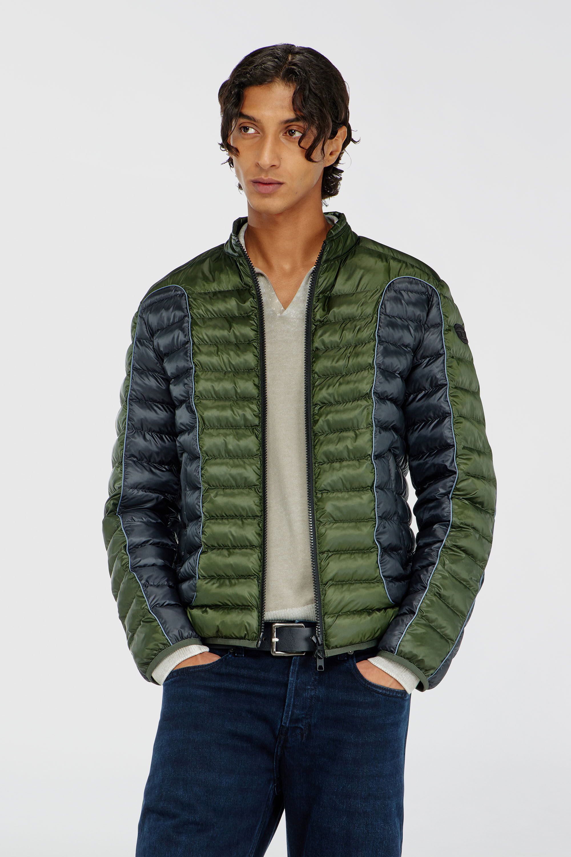 Diesel - W-PILOT-BLOCK, Chaqueta acolchada estilo biker con dise&ntilde;o a bloques de color Hombre in Multicolor - 3