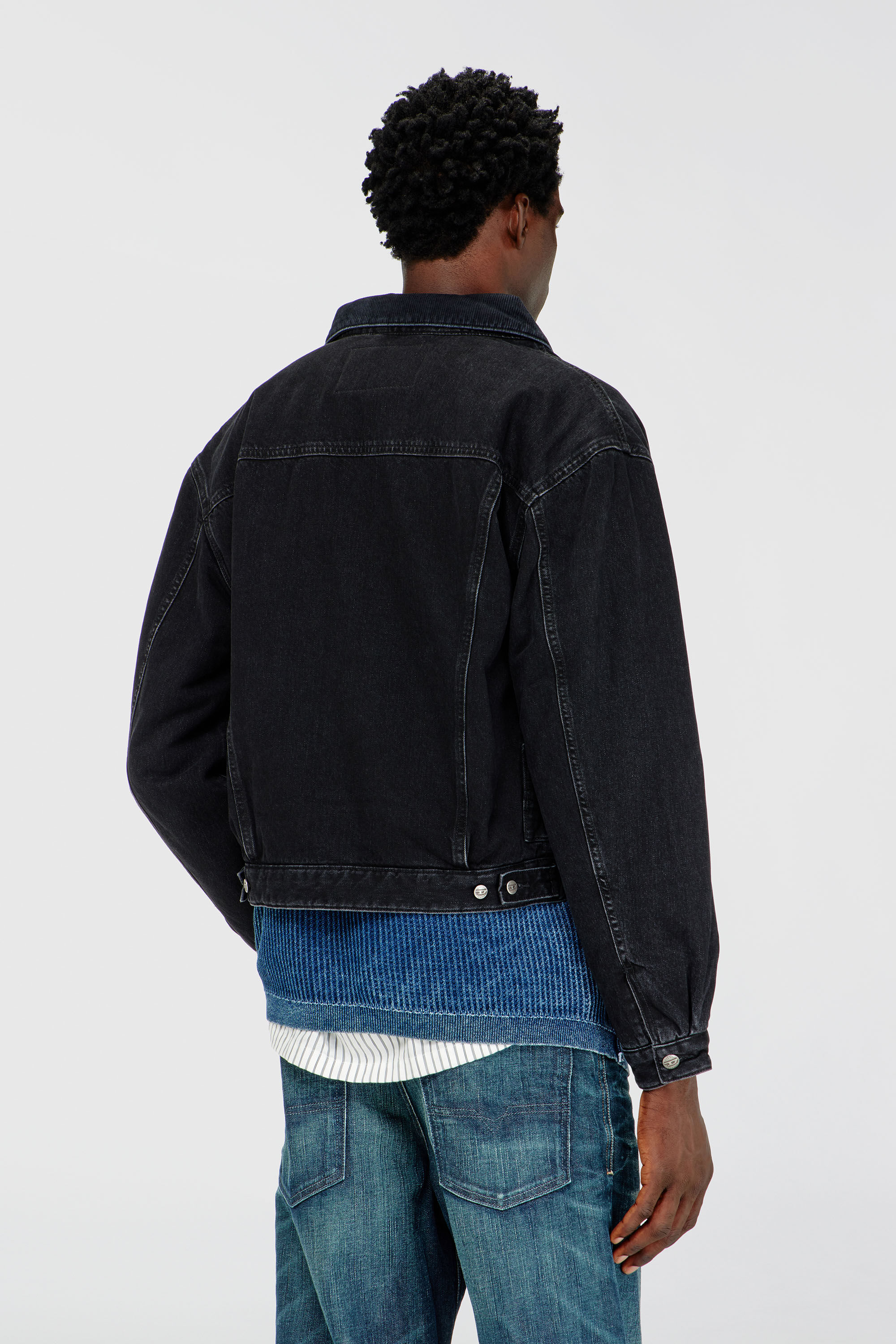 Diesel - D-RANGER-T, Cazadora trucker acolchada en denim Unisex in Negro - 4