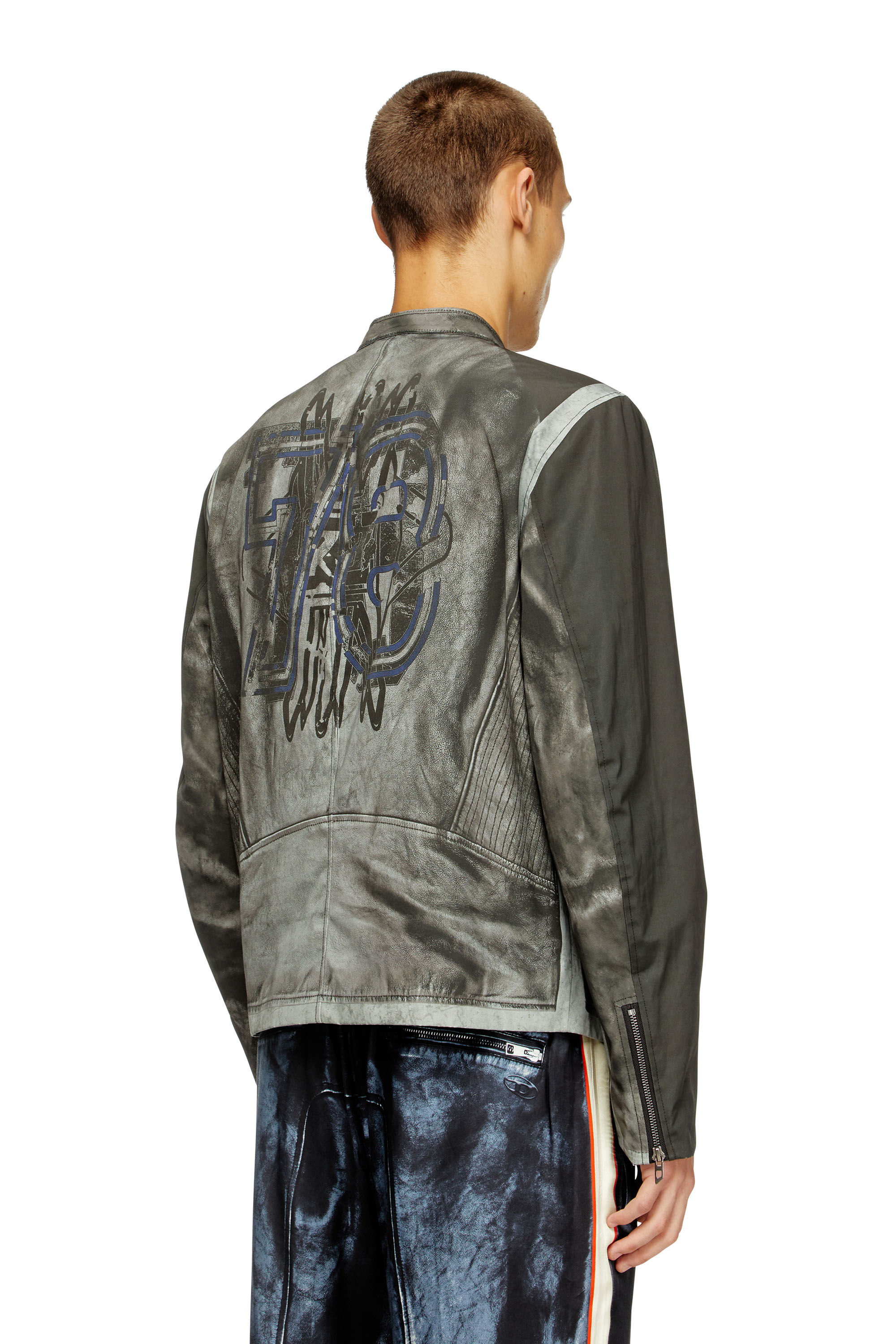 Diesel - J-EVERT, Chaqueta biker de lona estampada Hombre in Gris - 4