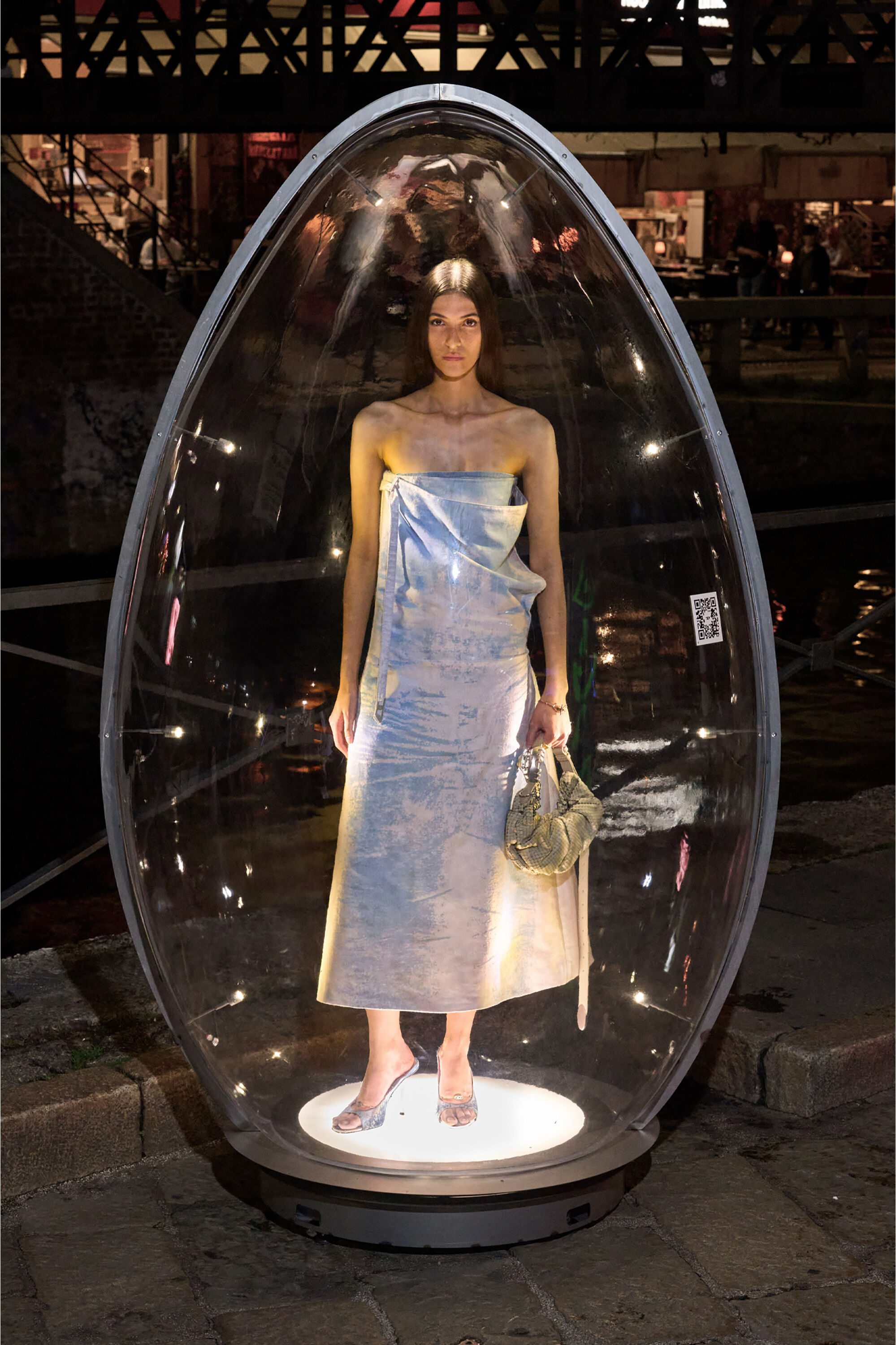 Diesel - GRAB-D HOBO S, Grab-D-Scrunched bolso hobo en piel texturizada Mujer in Beige - 6