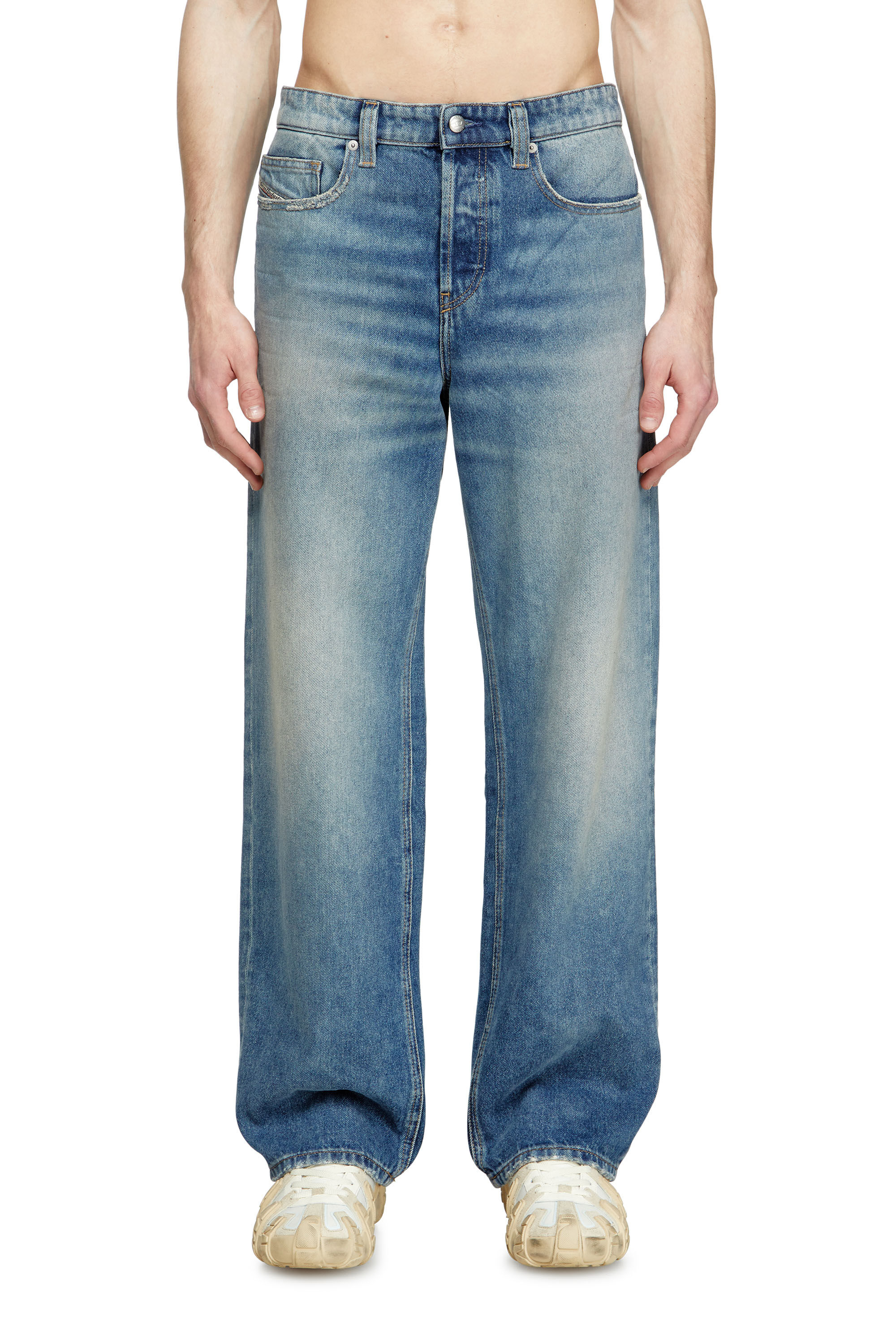 Diesel - Relaxed Jeans 2001 D-Macro 0DBEB Hombre, Azul medio - 3