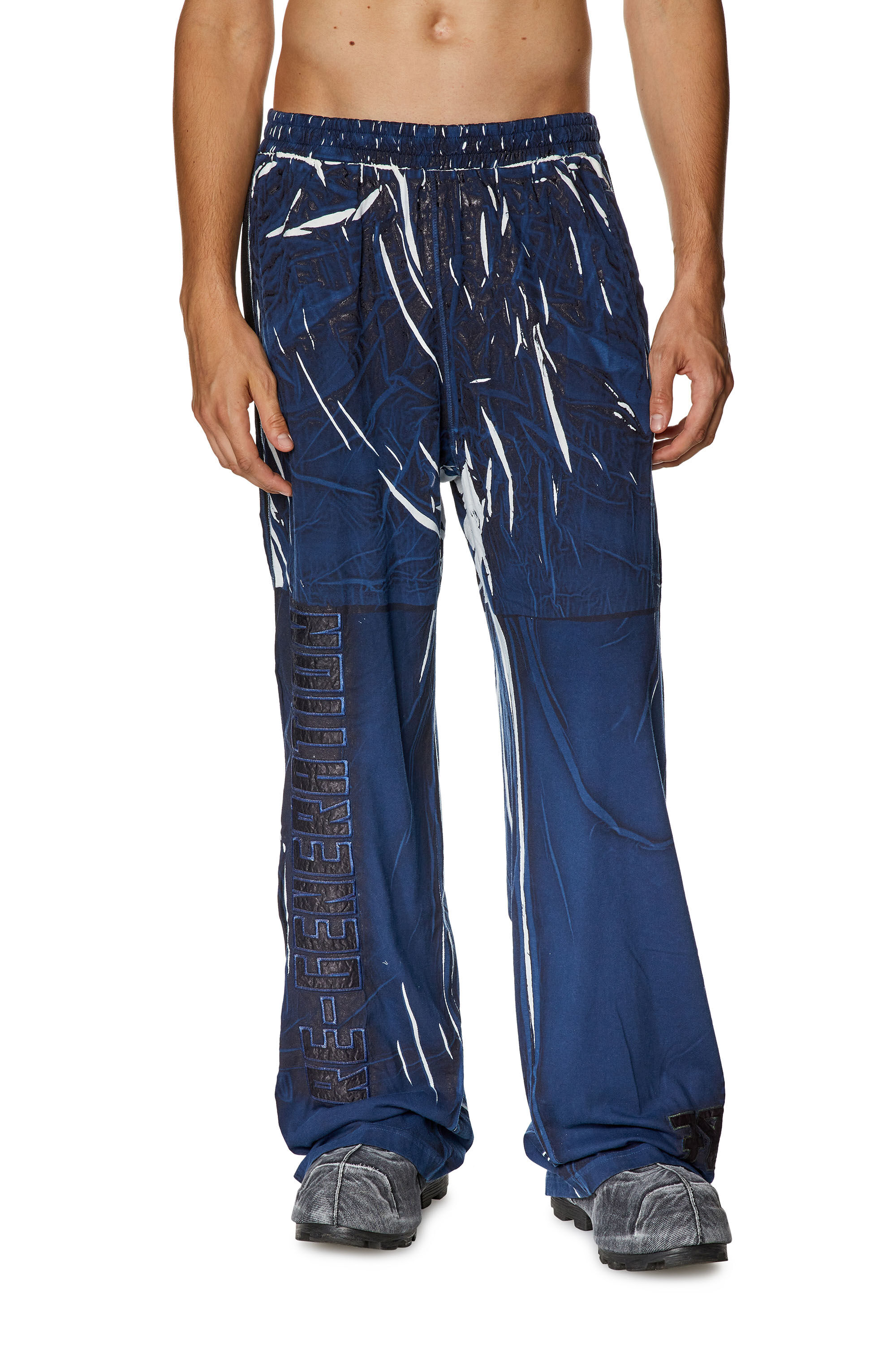 Diesel - P-ROWY-LONG, Pantalones deportivos con sobreimpresión sombreada Hombre in Azul marino - 3