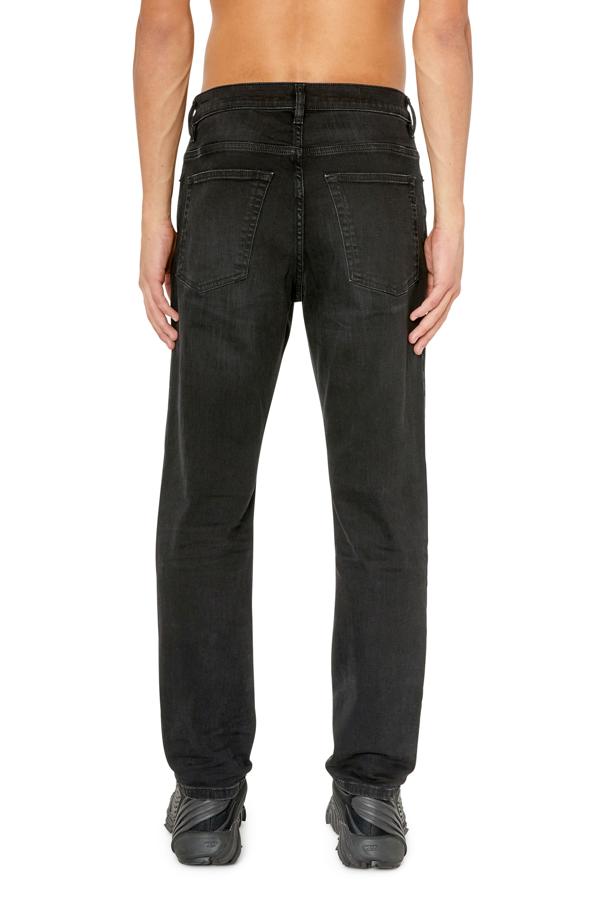Diesel - 2005 D-Fining 0TFAS Tapered Jeans, Negro/Gris oscuro - Image 4