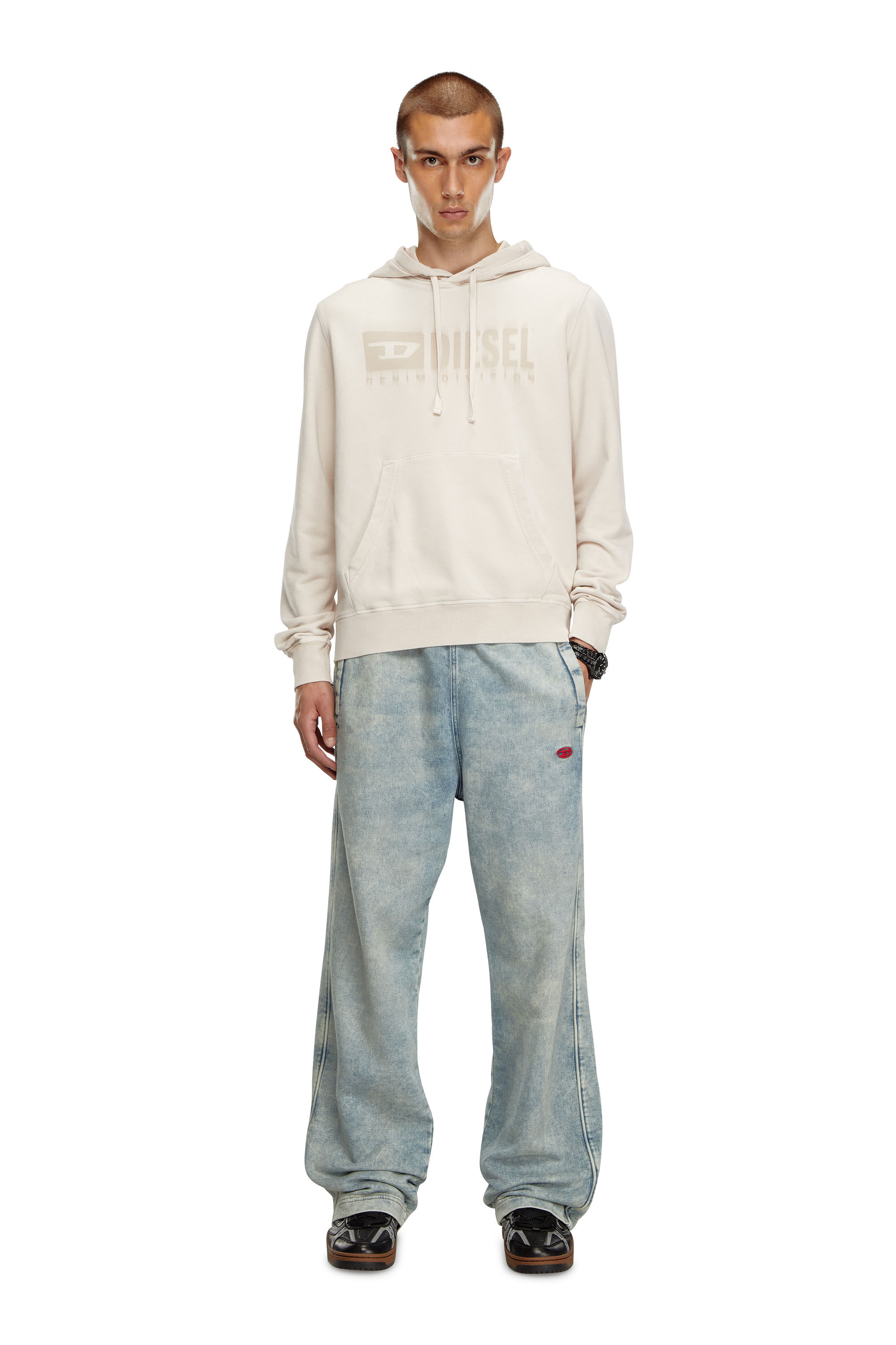 Sudadera despintada 2025