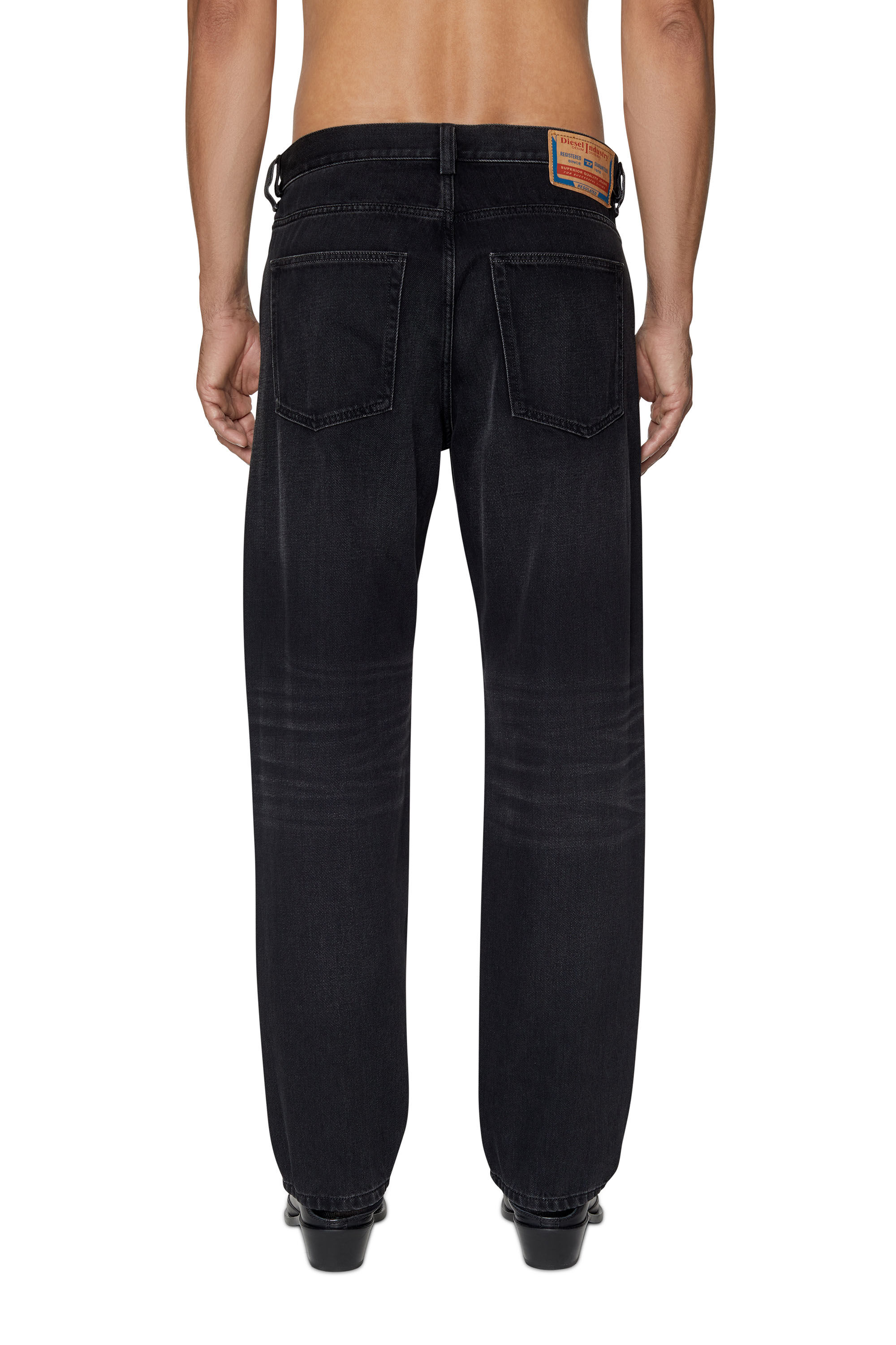 Diesel - 2010 09B88 Straight Jeans, Negro/Gris oscuro - Image 4