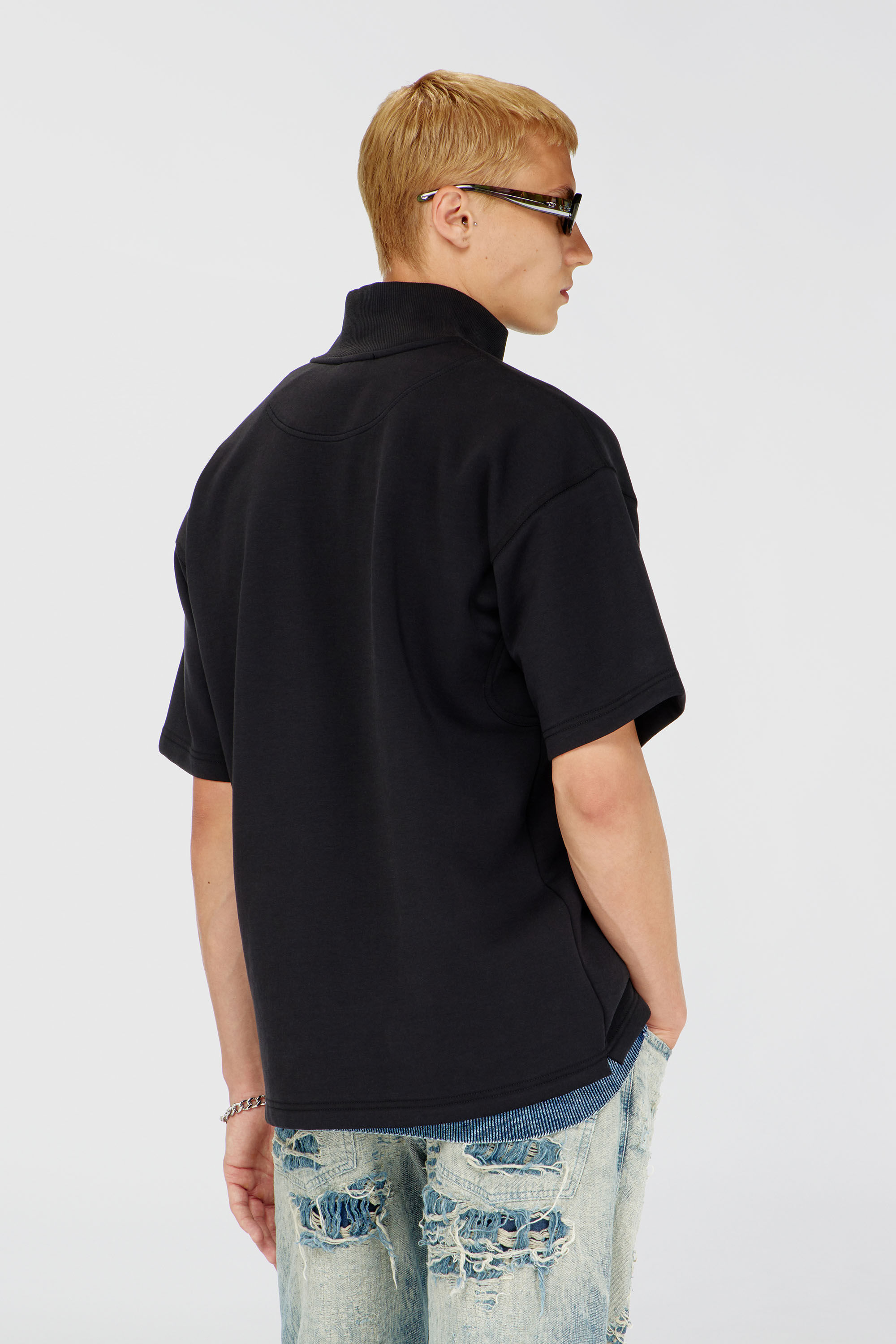 Diesel - S-CUBY, Sudadera de manga corta con media cremallera en scuba ligero Hombre in Negro - 4