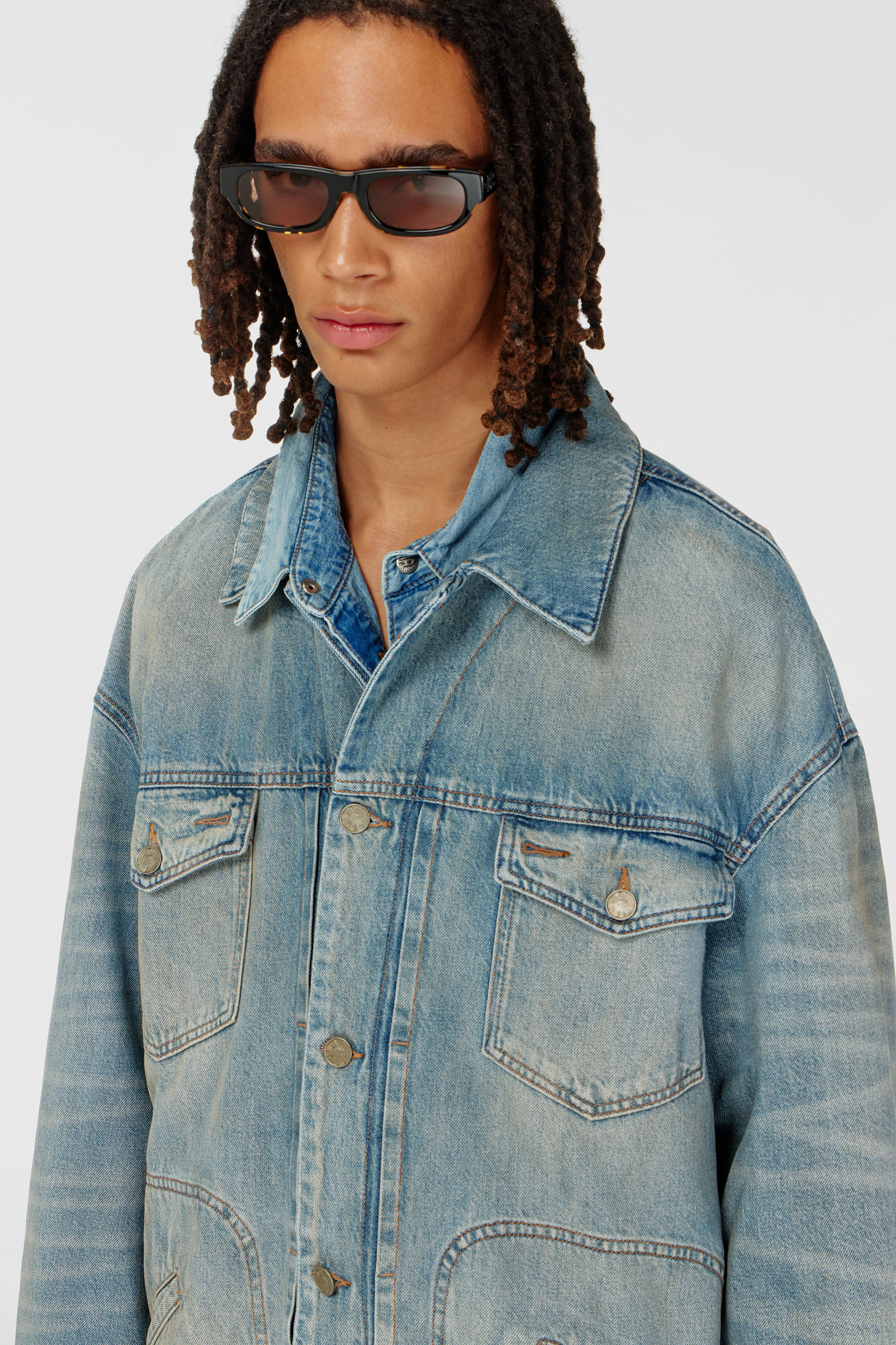 Diesel - D-ARI-S, Chaqueta vaquera con bajo en contraste Hombre in Multicolor - 5