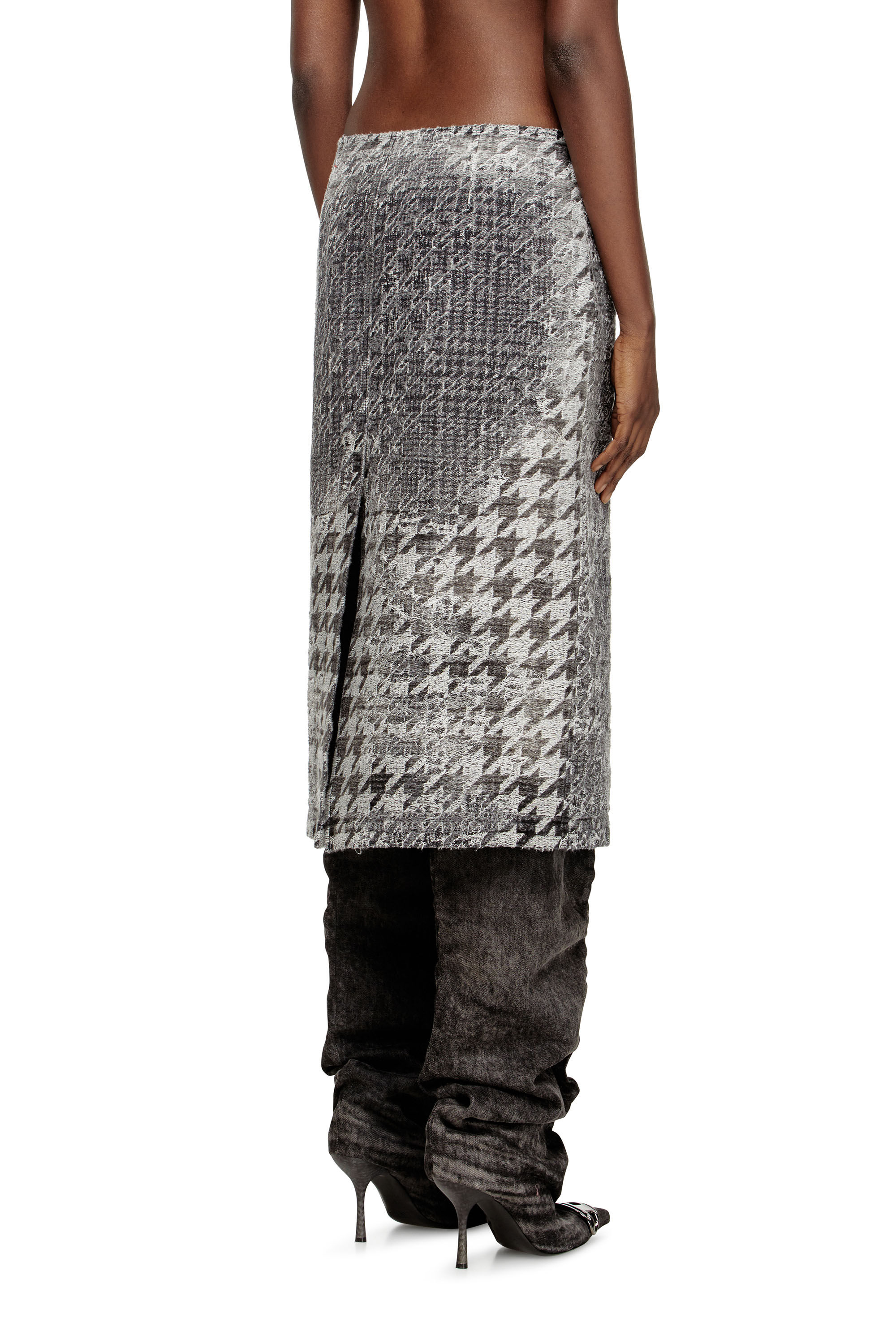 Diesel - DE- RATHIAN-FSH, Falda midi en jacquard de denim con diseño Príncipe de Gales Mujer in Multicolor - 4