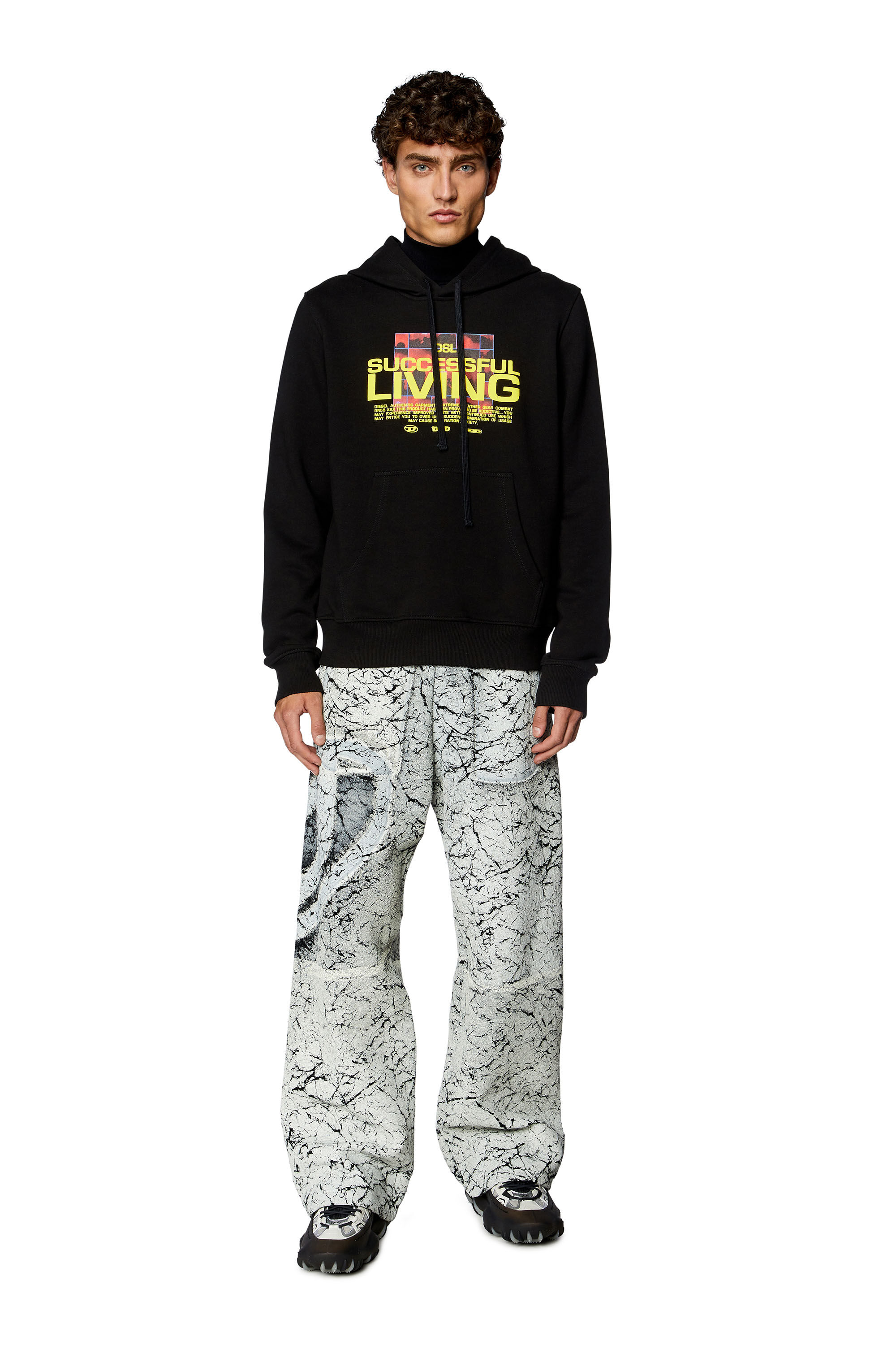 Diesel - S-GINN-HOOD-N1, Sudadera con capucha con letras en relieve Hombre in Negro - 1