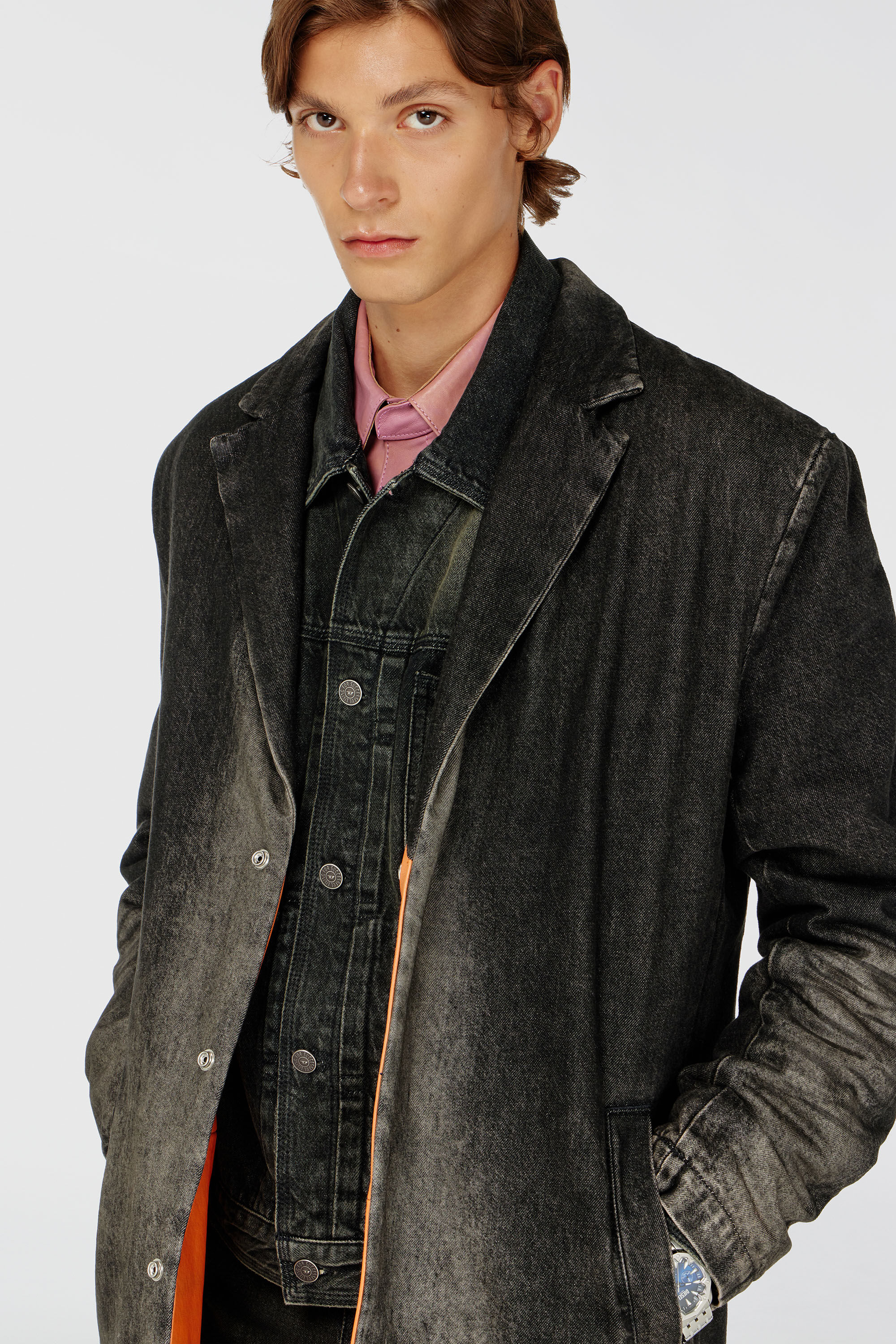 Diesel - D-IANCH-FSJ, Abrigo largo de denim con efecto desgastado Unisex in Negro - 5