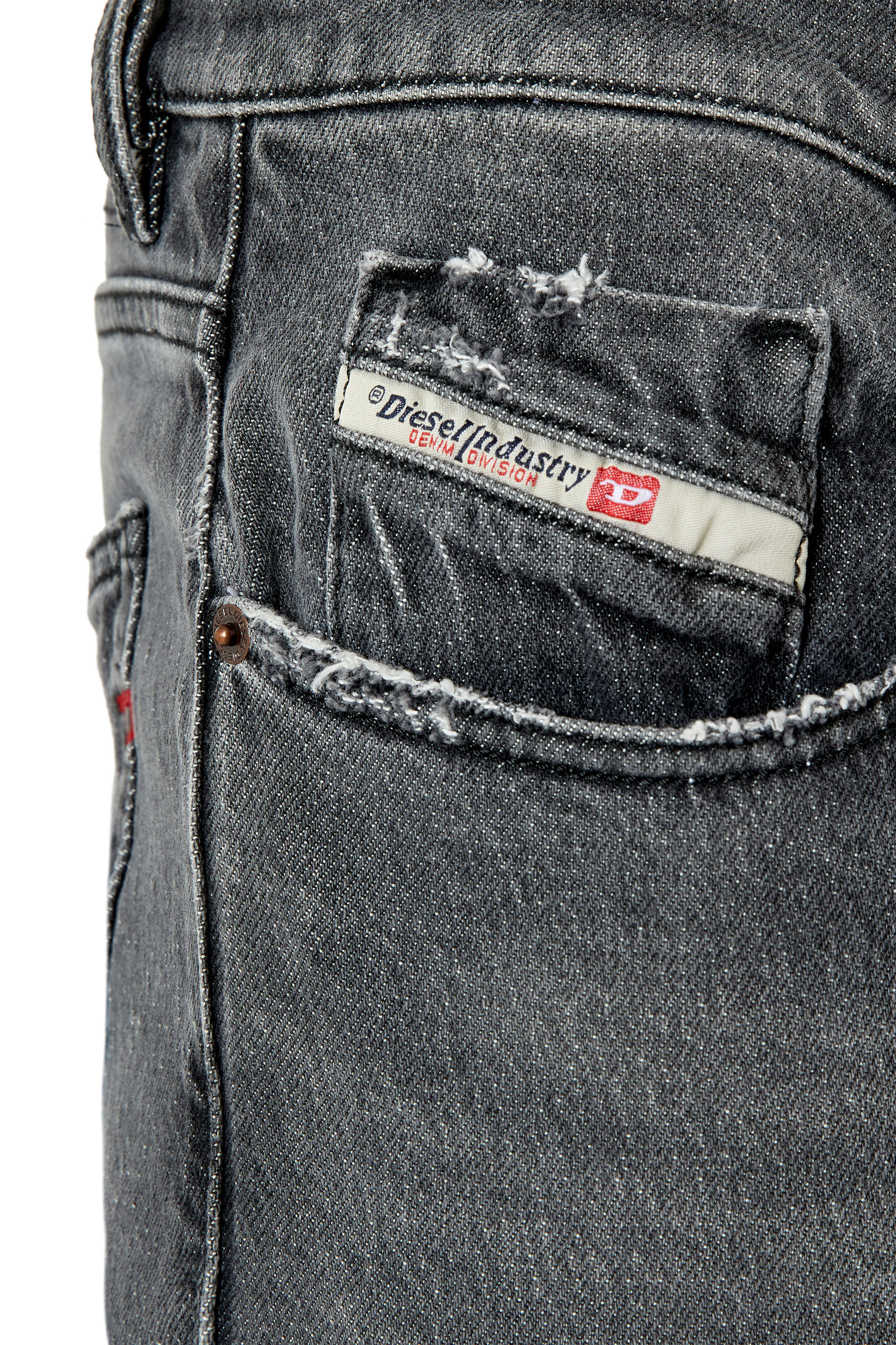 Diesel - 2019 D-Strukt 09E75 Slim Jeans, Negro/Gris oscuro - Image 5