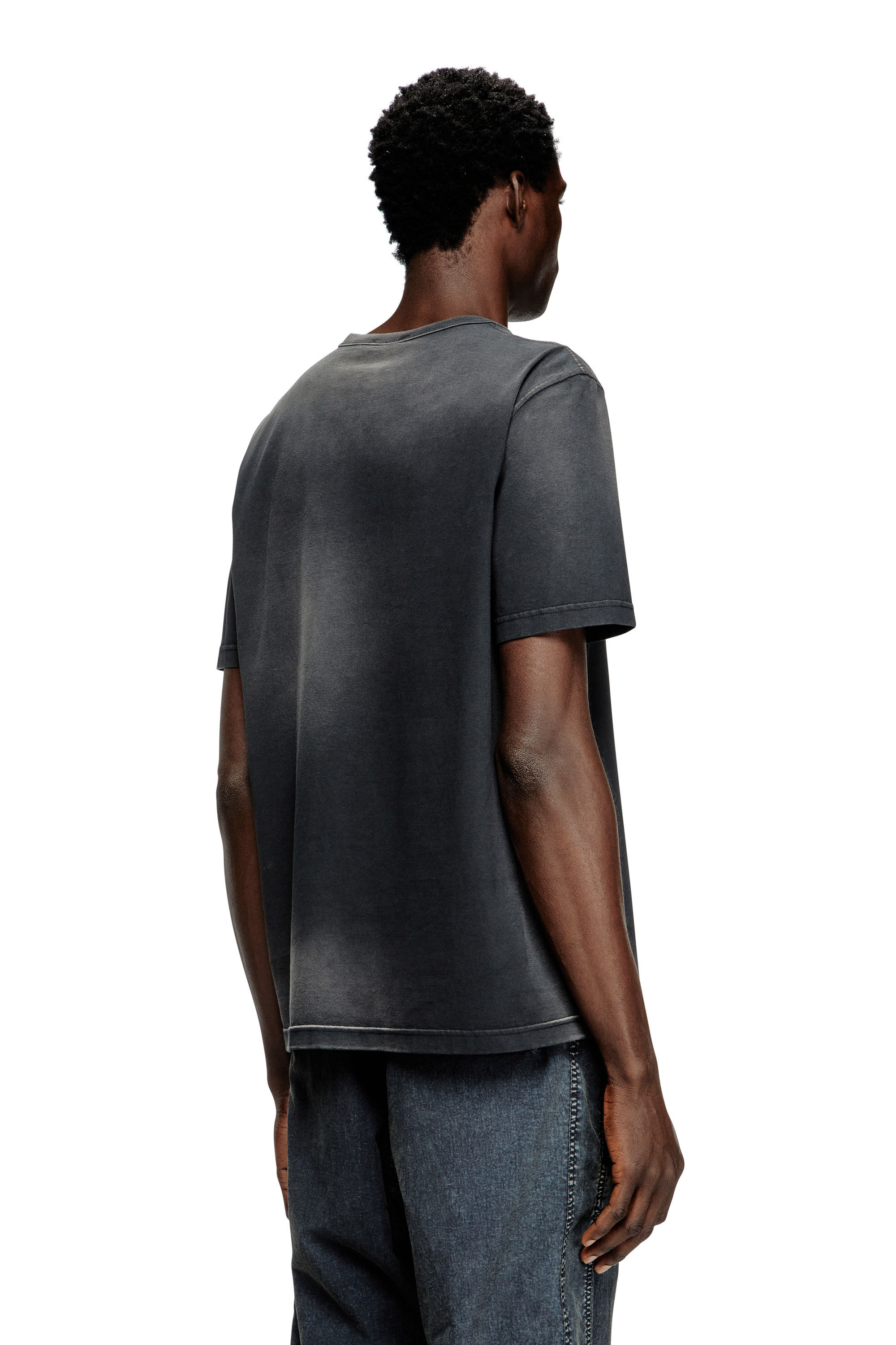 Diesel - T-ADJUST-T1, Camiseta desteñida con recorte Oval D Hombre in Negro - 4