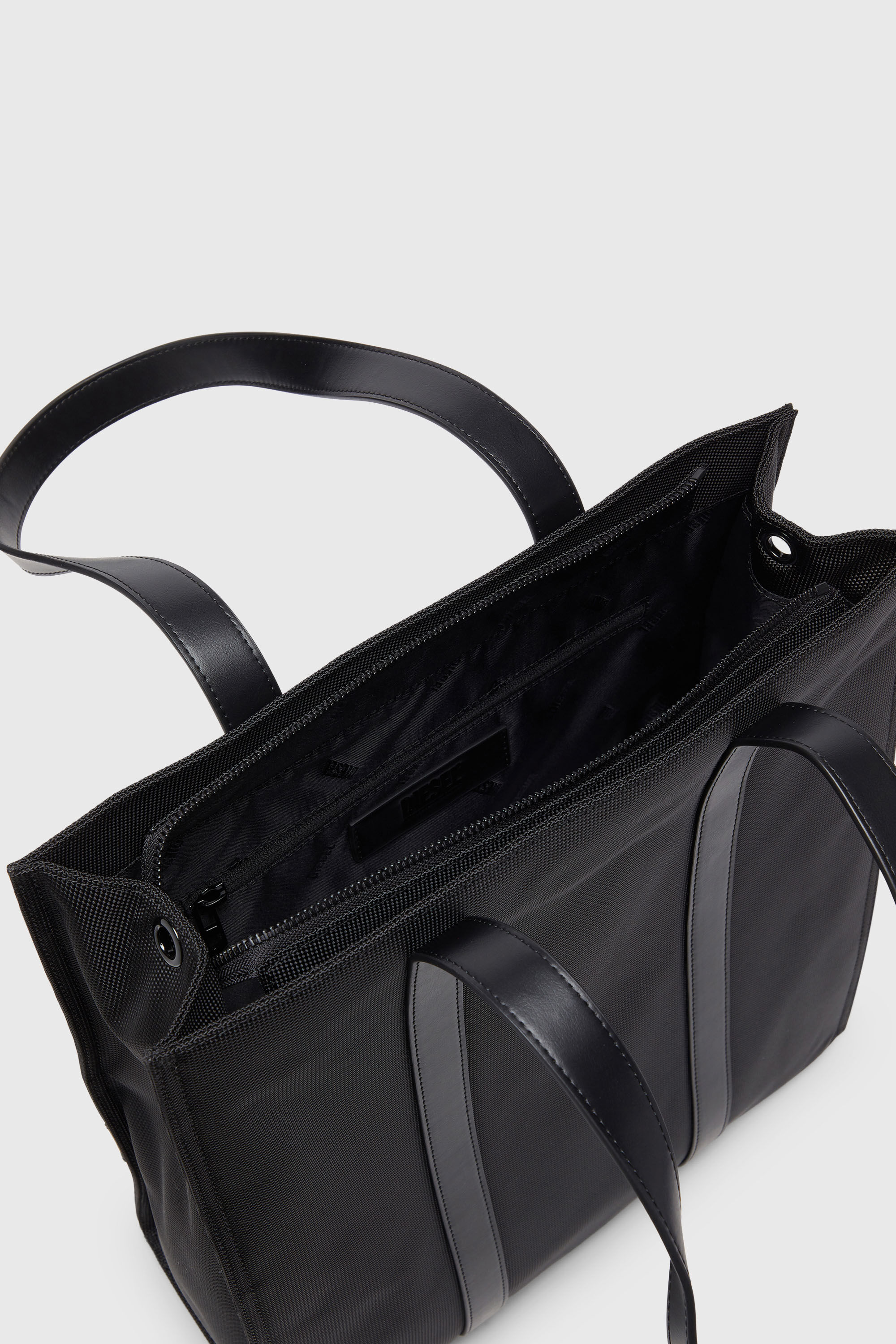Diesel - MULTI-PKTS TOTE X, Unisex's Multi-Pkts - Shopping bag with flap pocket and zip in Black - 3