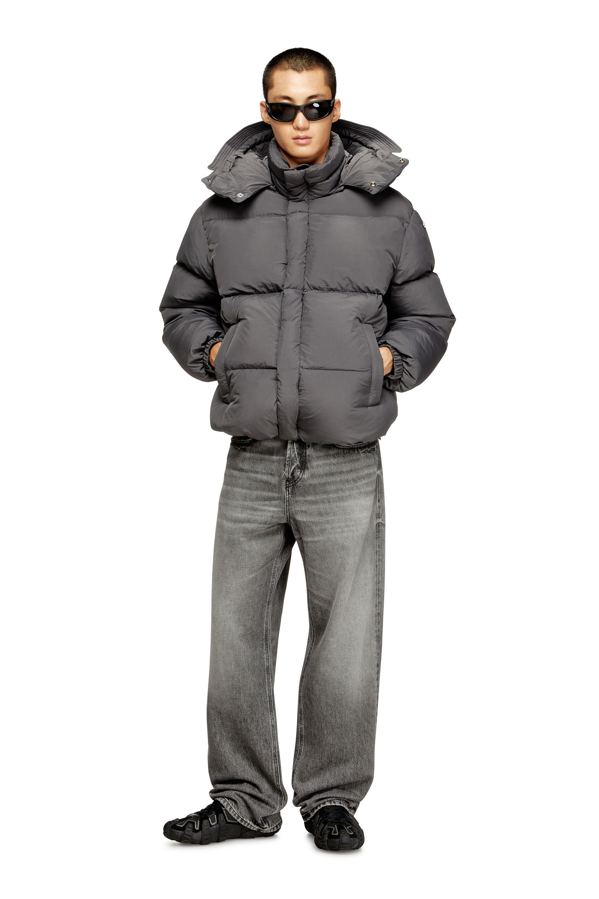 Diesel - W-ROLFYS, Chaqueta de plumón en taslan de nailon reciclado Hombre in Gris - 1