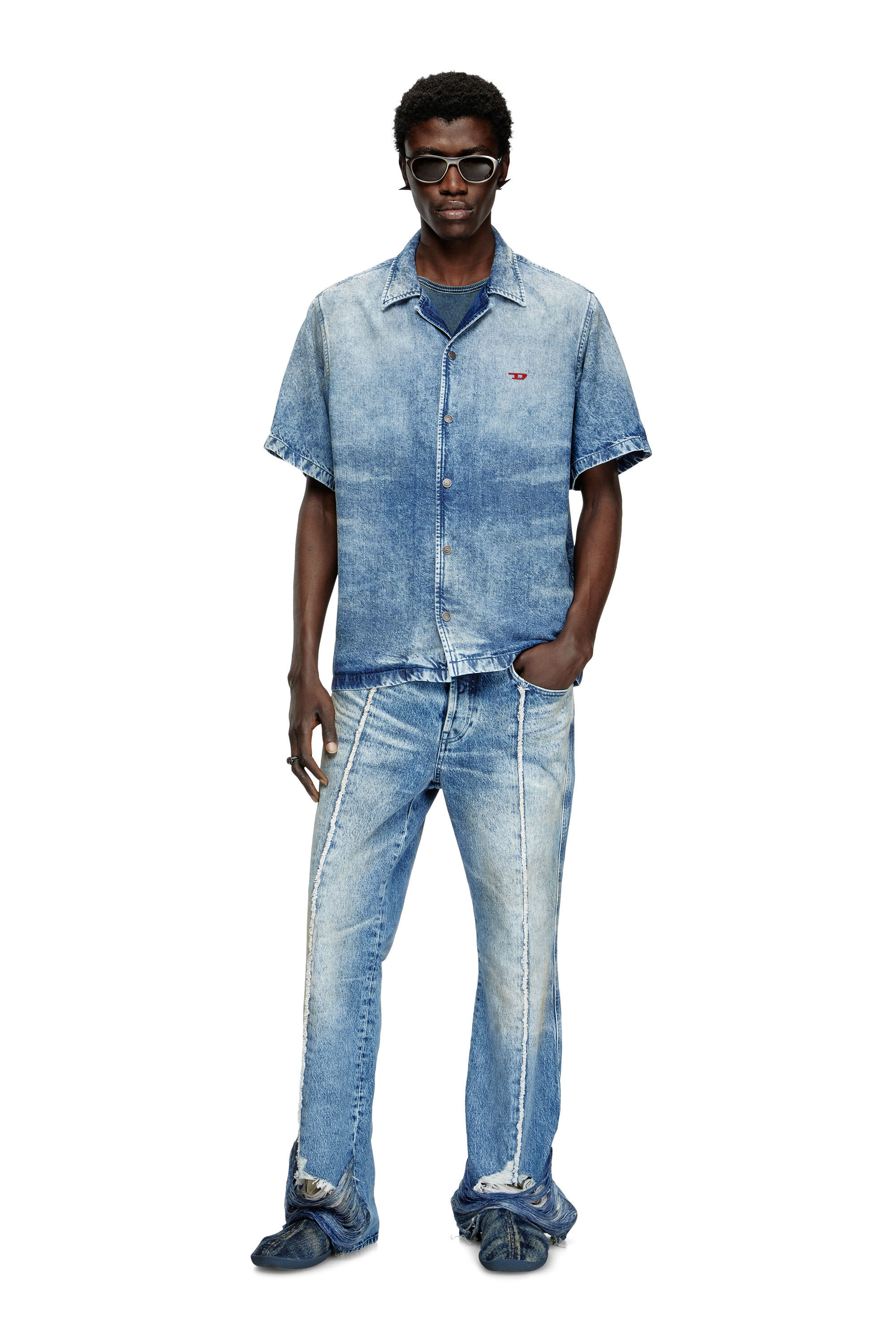 Diesel - D-NABIL-FSG, Camisa de bolos en denim desgastado Hombre in Azul marino - 1