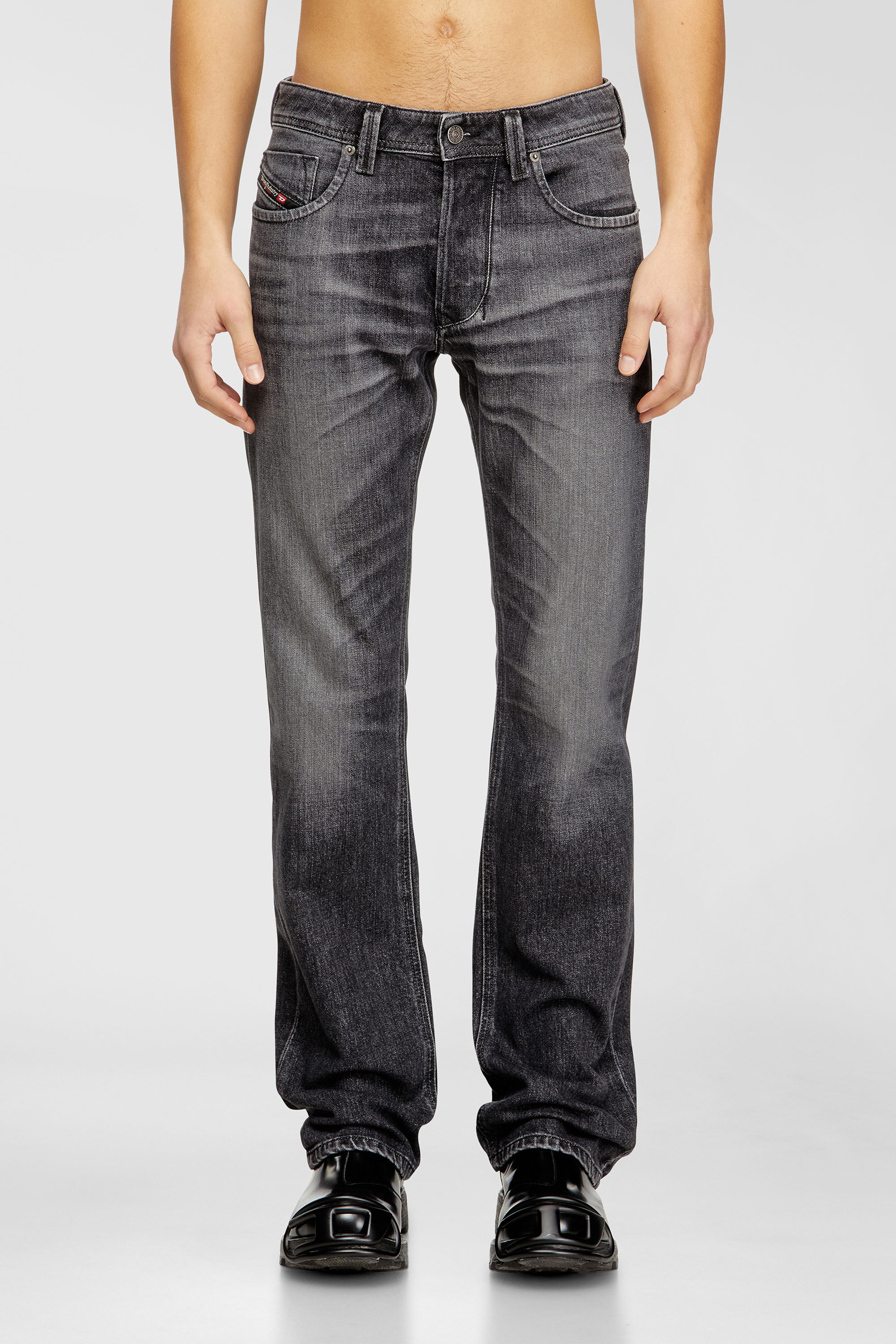 Diesel - Regular Jeans 1985 Larkee 09N49 Hombre, Gris - 2