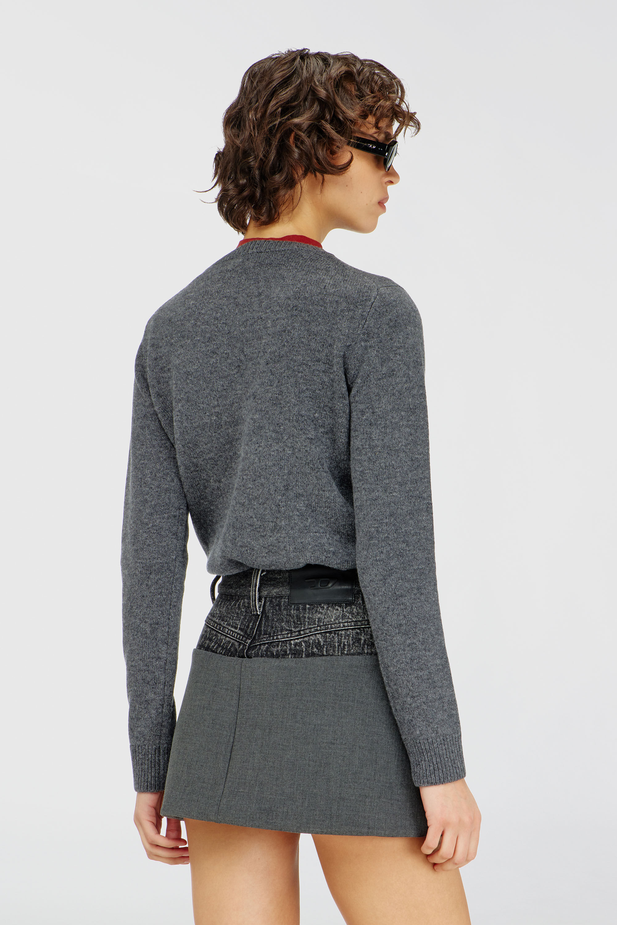 Diesel - M-IMARA, Jersey de lana con logo bordado en el cuello Mujer in Gris - 4