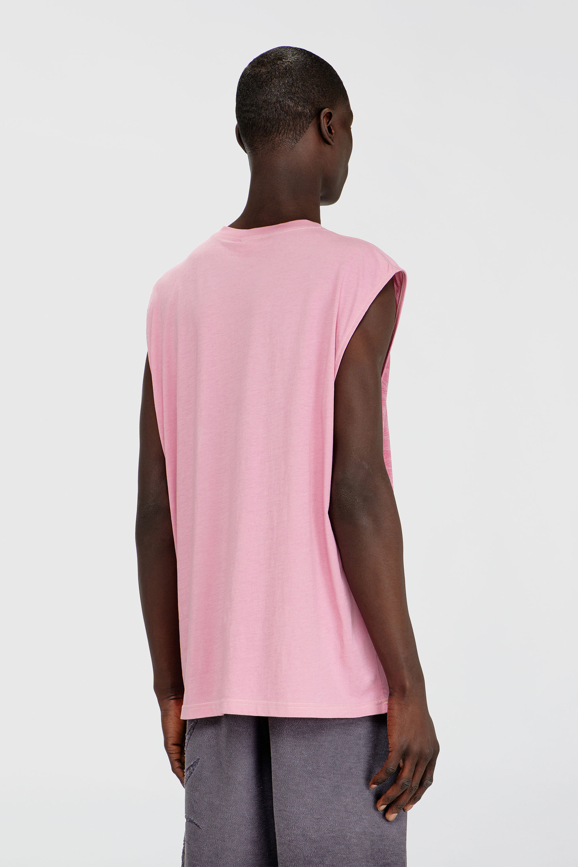 Diesel - T-BOXT-SL-NOTCH, Top sin mangas de algod&oacute;n con gr&aacute;fico tonal Hombre in Rosa - 4