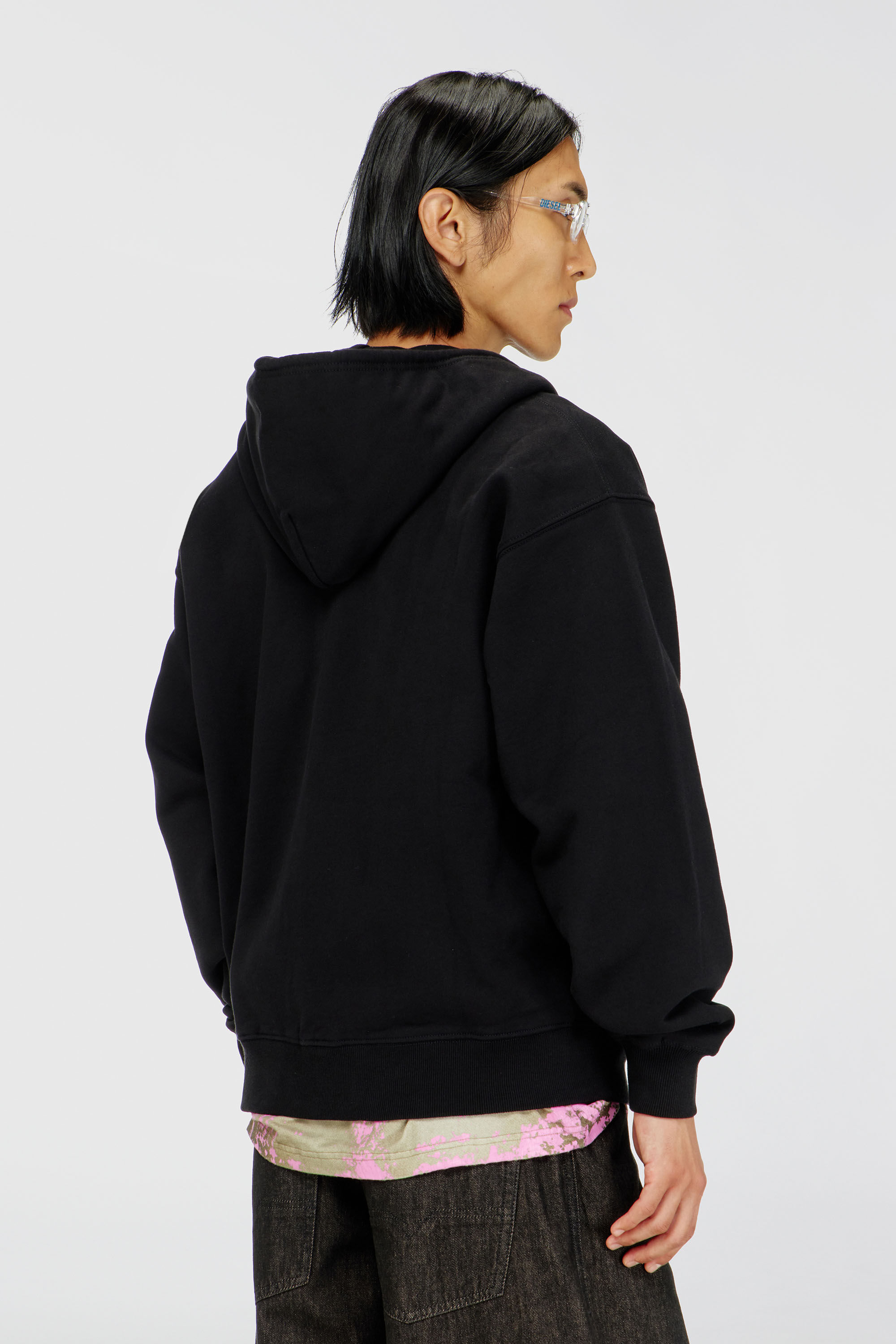 Diesel - S-LUK-HZ-T92, Sudadera con capucha de algod&oacute;n con bordado del logotipo Oval D tono sobre tono Hombre in Negro - 4