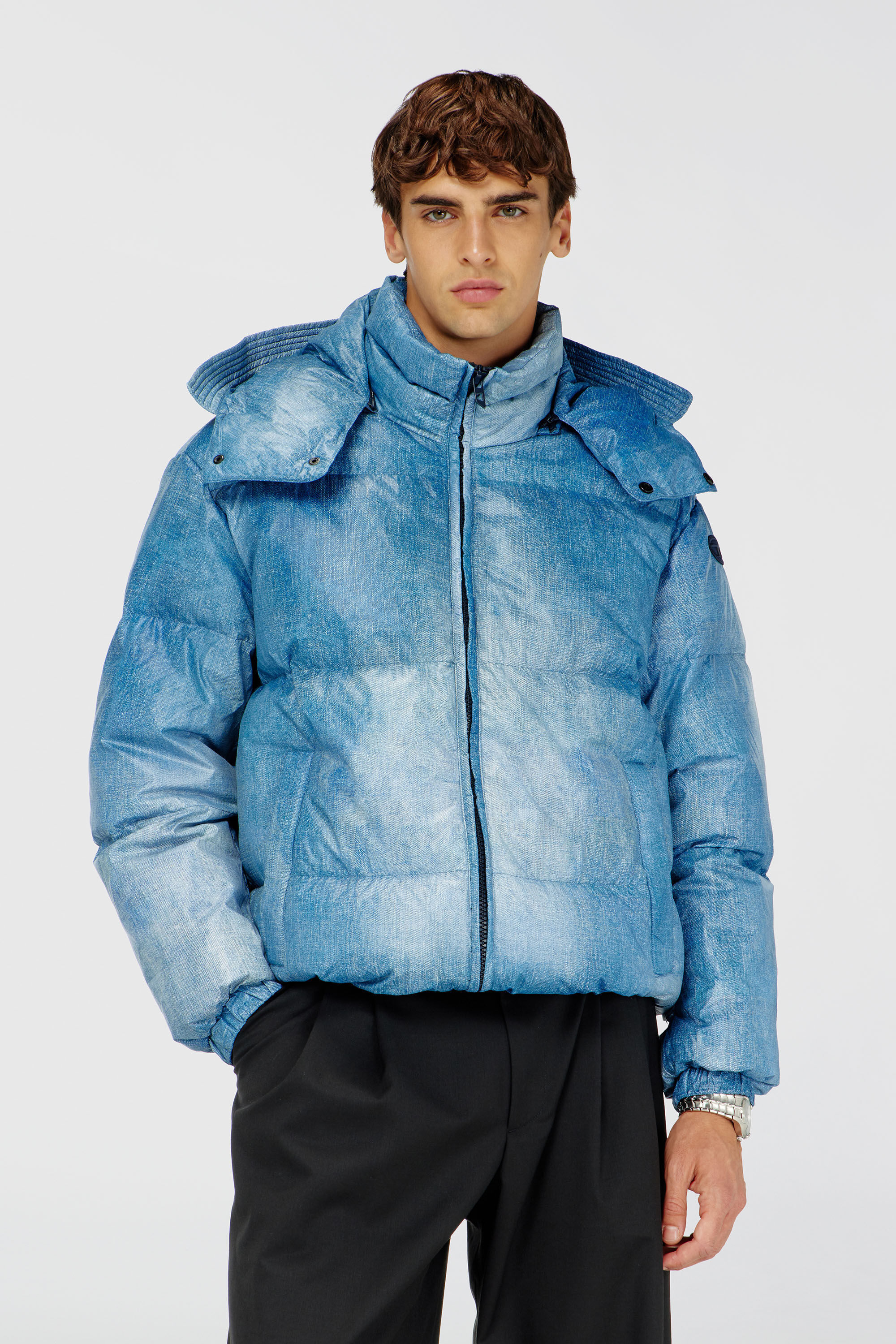 Diesel - W-ROLLY-WRD-BFBN, Chaqueta con capucha y estampado efecto denim Hombre in Azul marino - 3