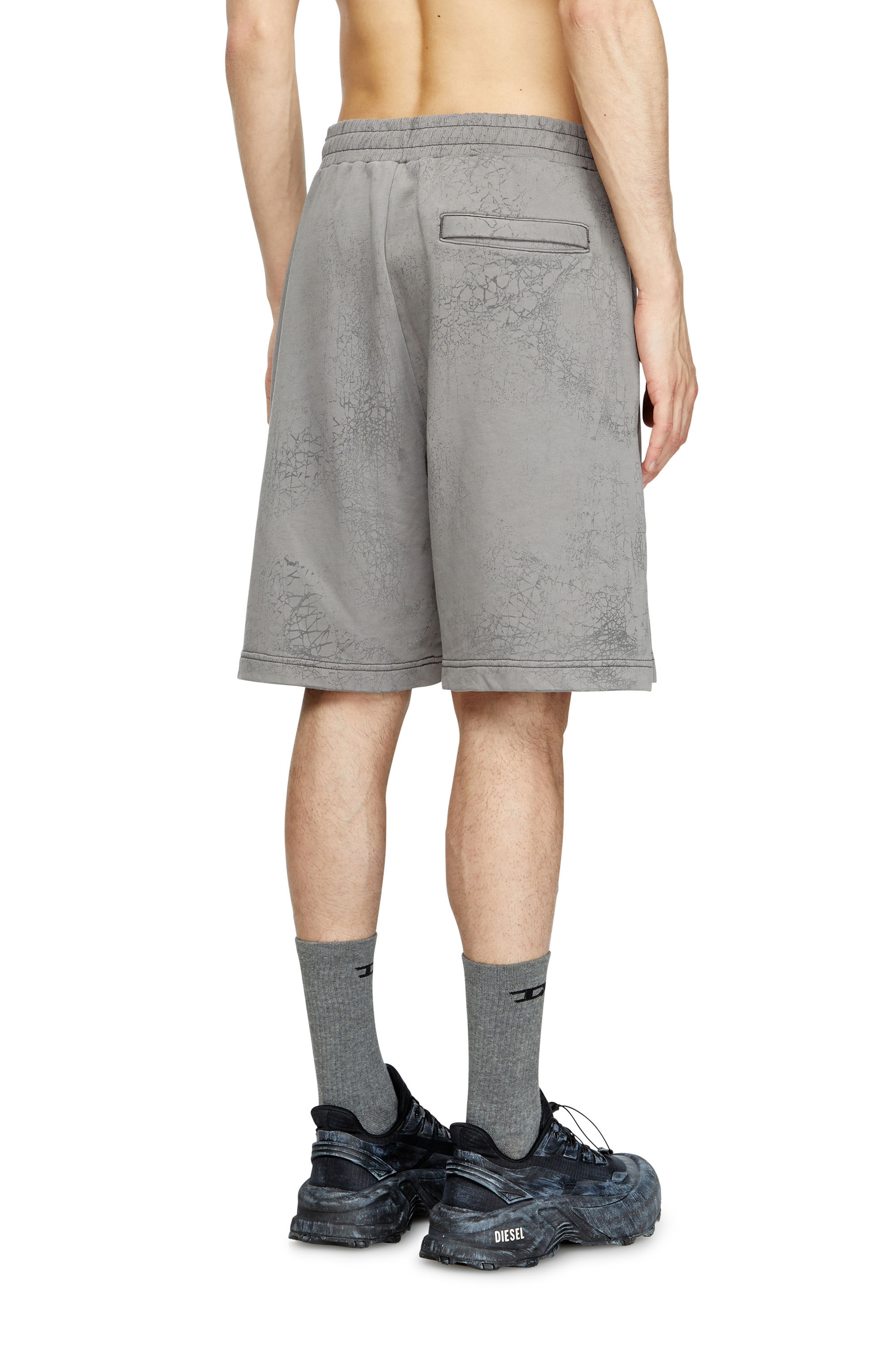 Diesel - P-CREW, Pantalones cortos de punto encerado Hombre in Gris - 4