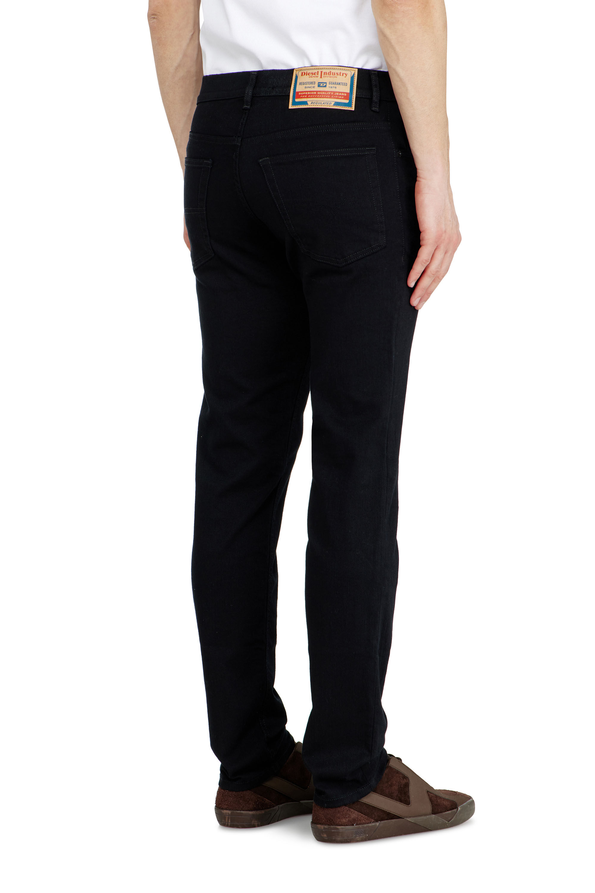 Diesel - Regular Jeans 2023 D-Finitive 069YP Hombre, Negro/Gris oscuro - 5