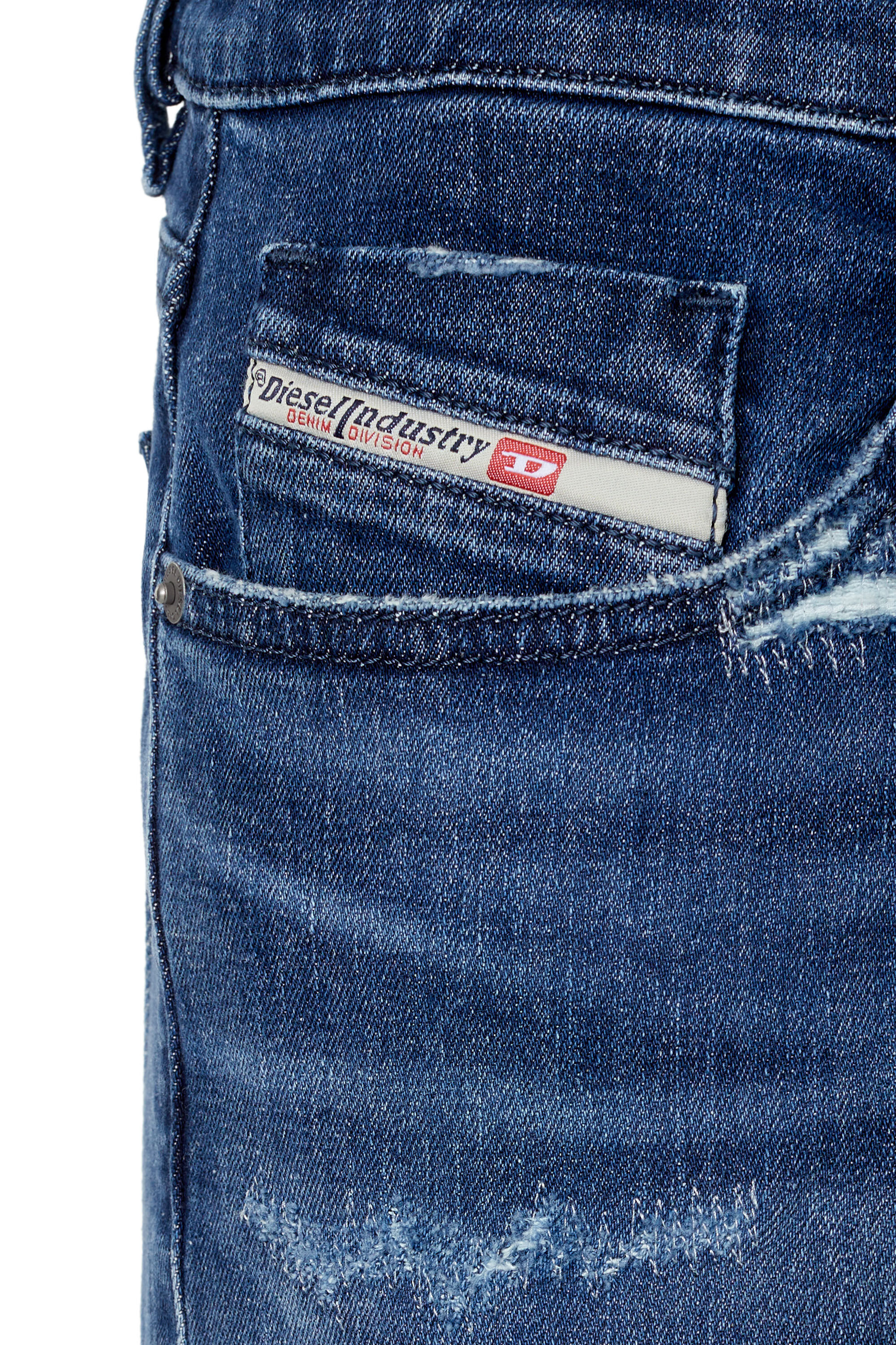 Diesel - 2019 D-Strukt 09F55 Slim Jeans, Azul medio - Image 6