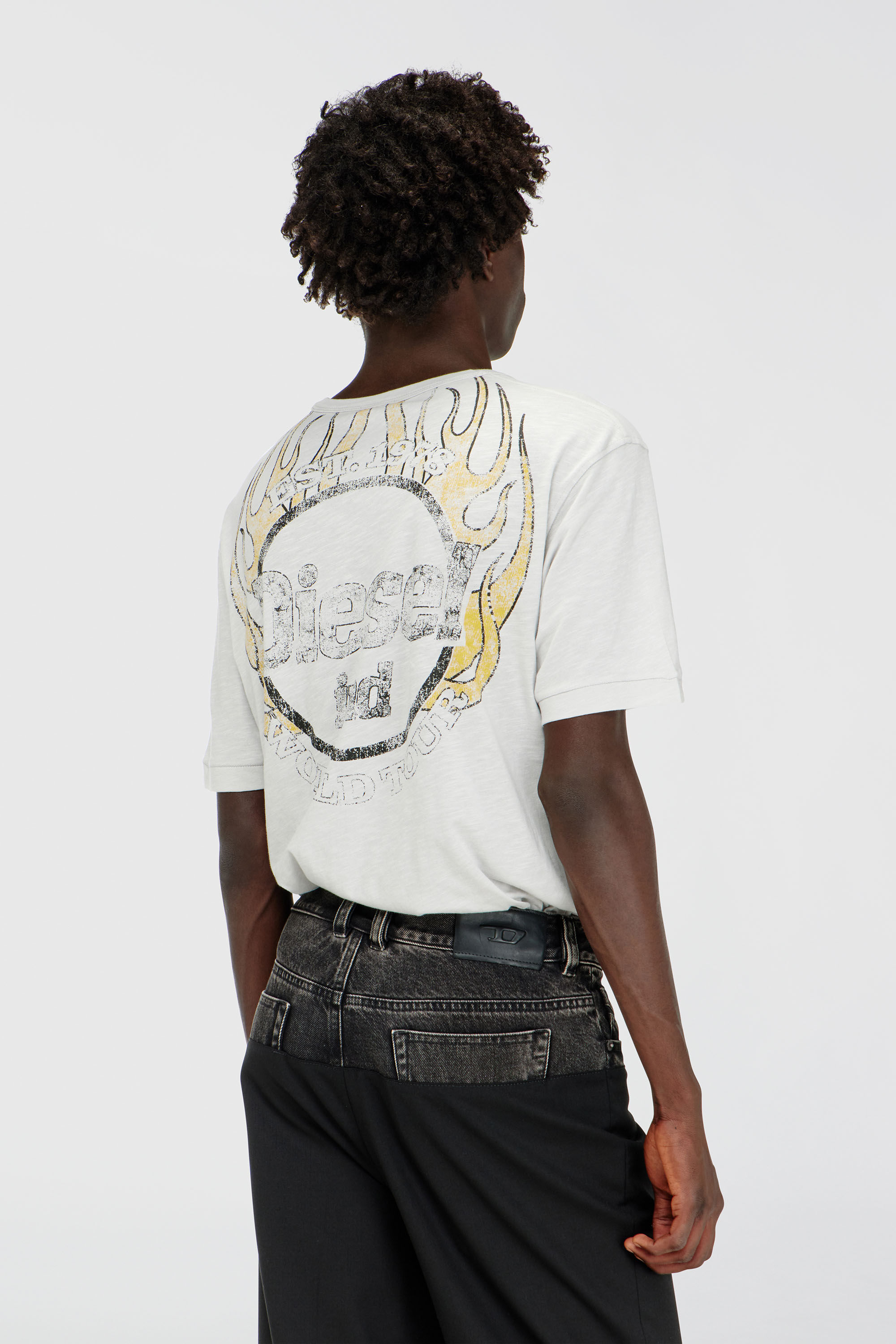 Diesel - T-ADJUST-B11, Camiseta de jersey flameado con estampado craquelado Hombre in ToBeDefined - 3