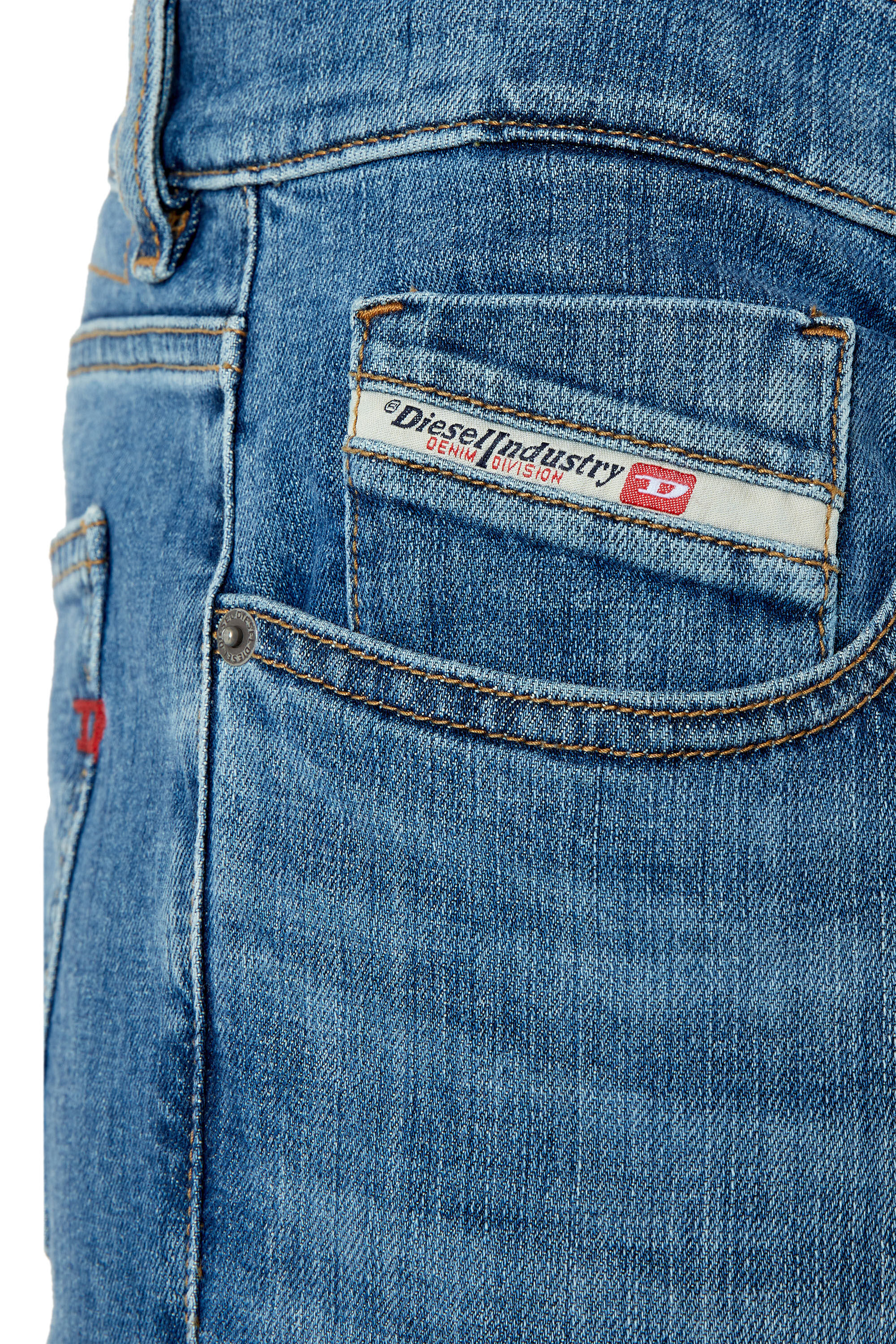 Diesel - 2019 D-Strukt 0EKAI Slim Jeans, Azul medio - Image 5