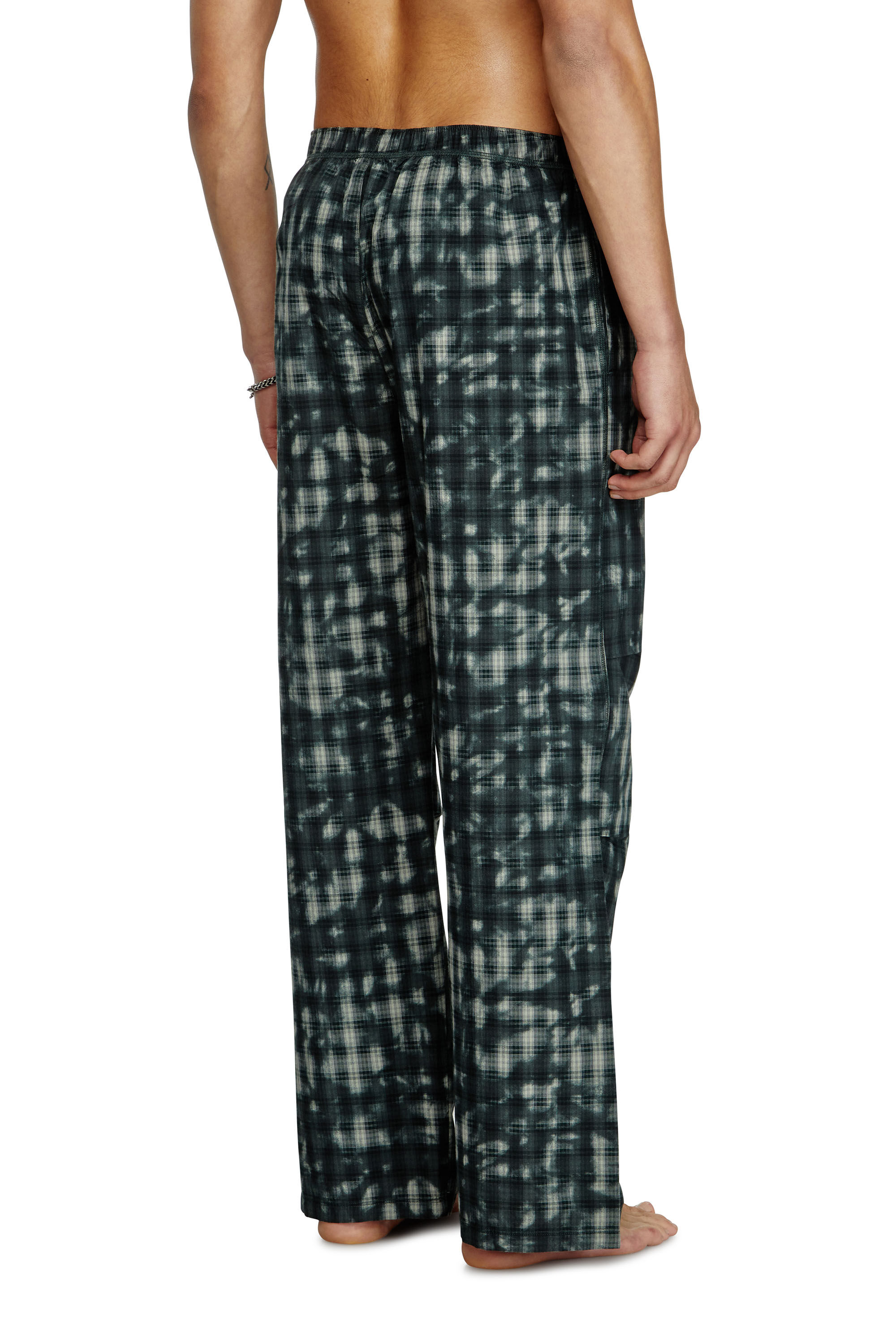 Diesel - VINCE-UTLT, Pantalones de pijama con estampado de cuadros Unisex in Verde - 4