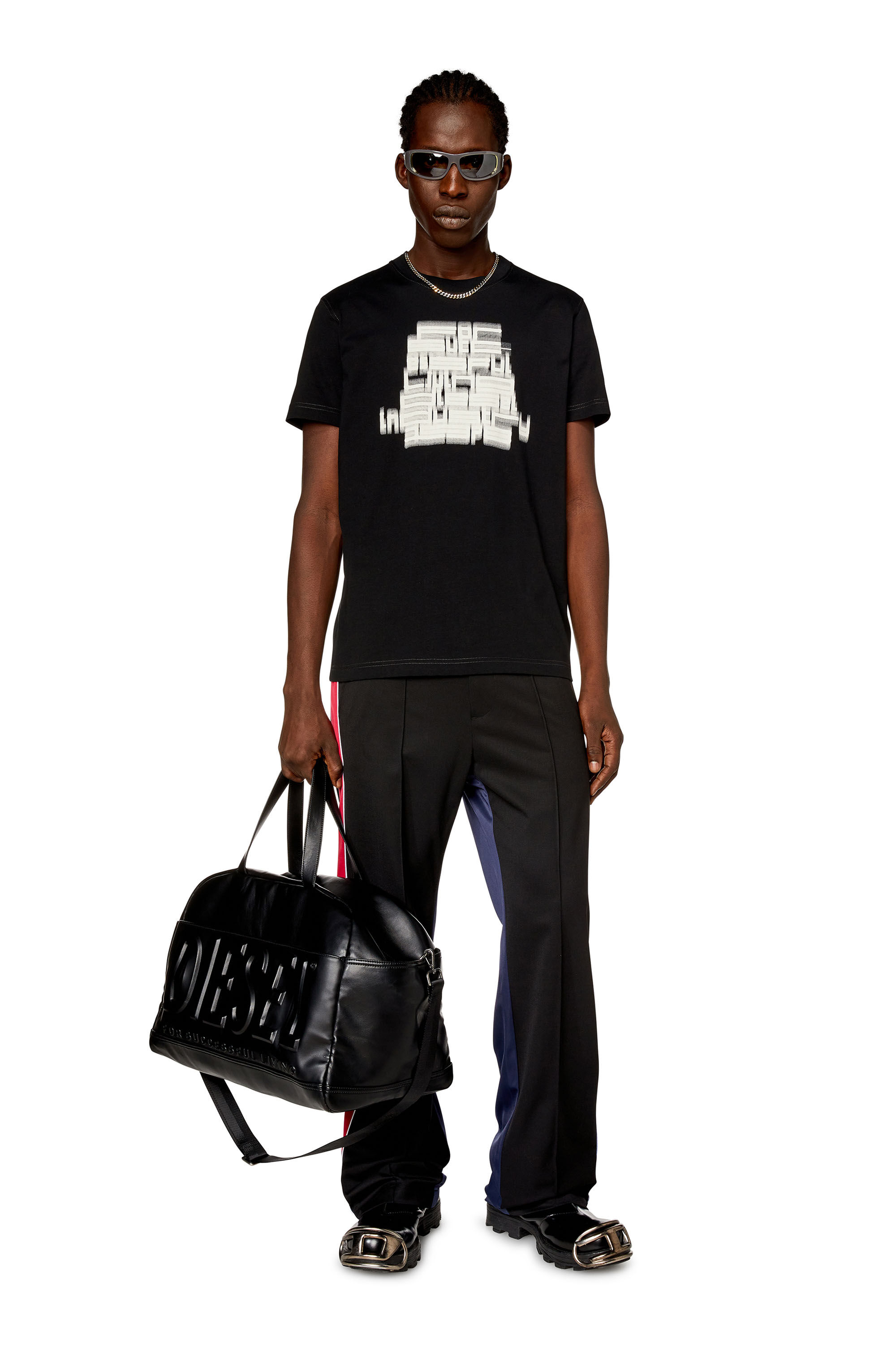 Diesel - T-DIEGOR-N1, Camiseta con estampado borroso For Successful Living Hombre in Negro - 1