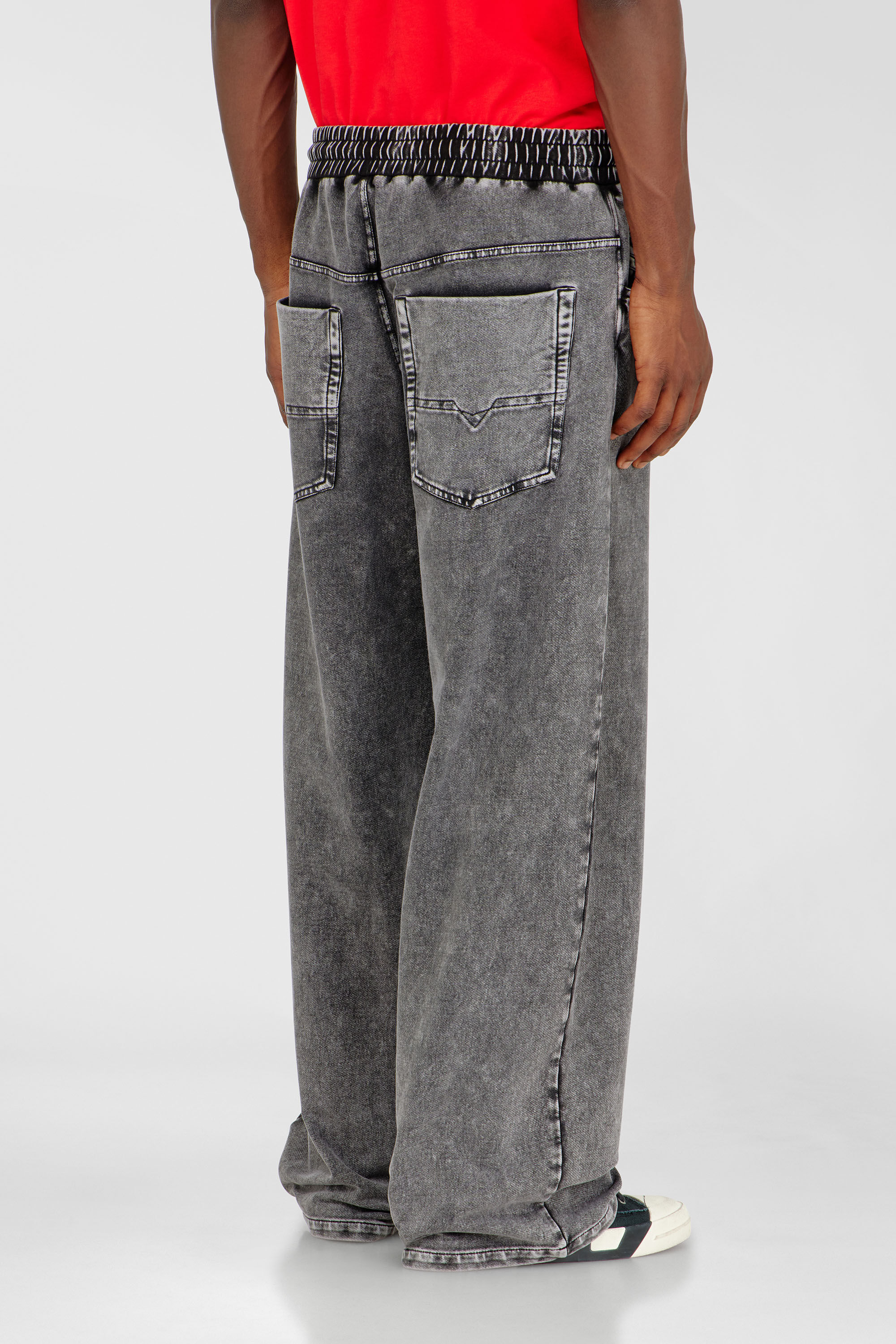 Diesel - P-STUK, Pantal&oacute;n de ch&aacute;ndal efecto denim Hombre in Gris - 4