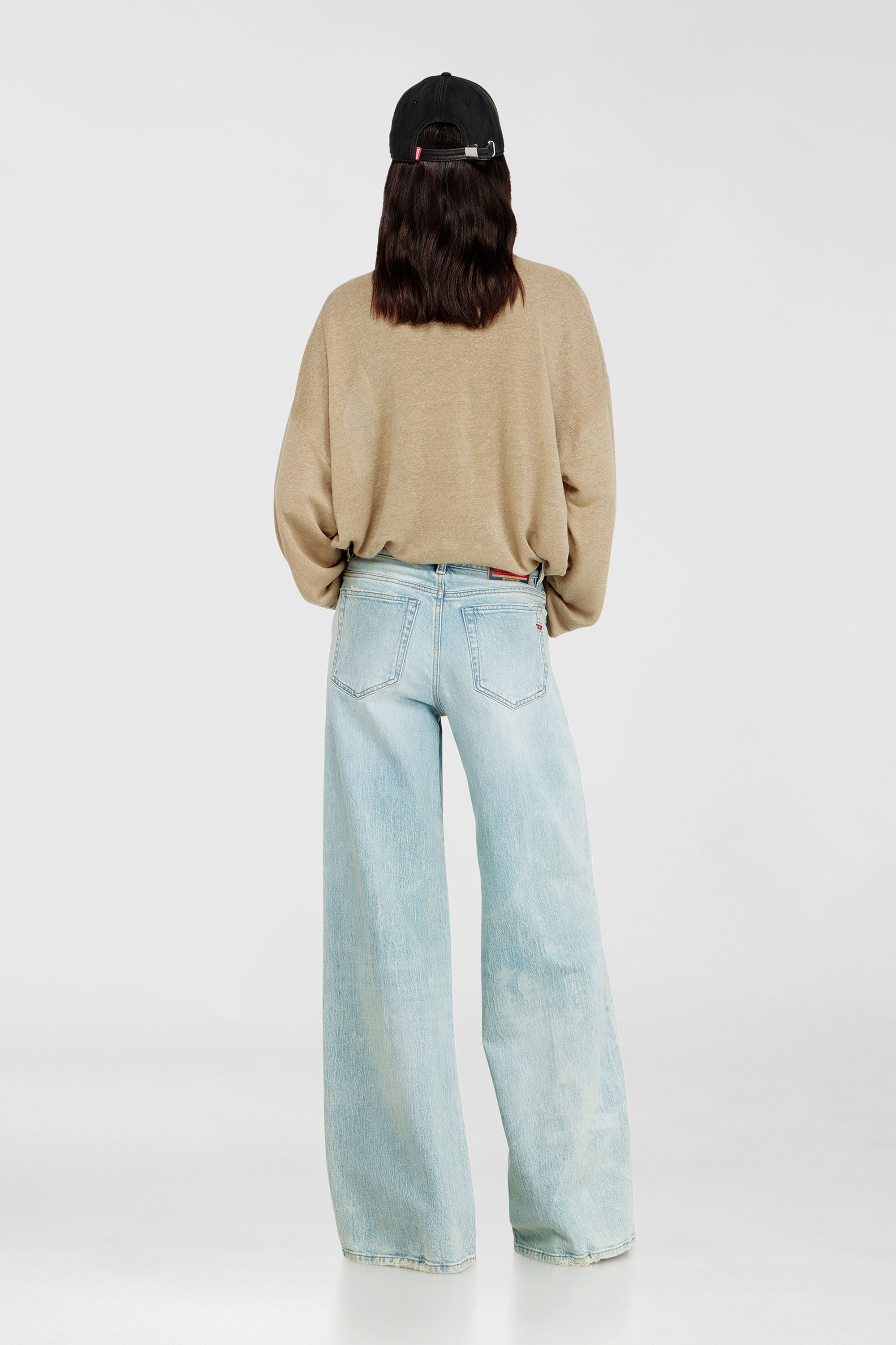 Diesel - Flare Jeans 1978 D-Akemi 0KBBX Mujer, Azul Claro - 3
