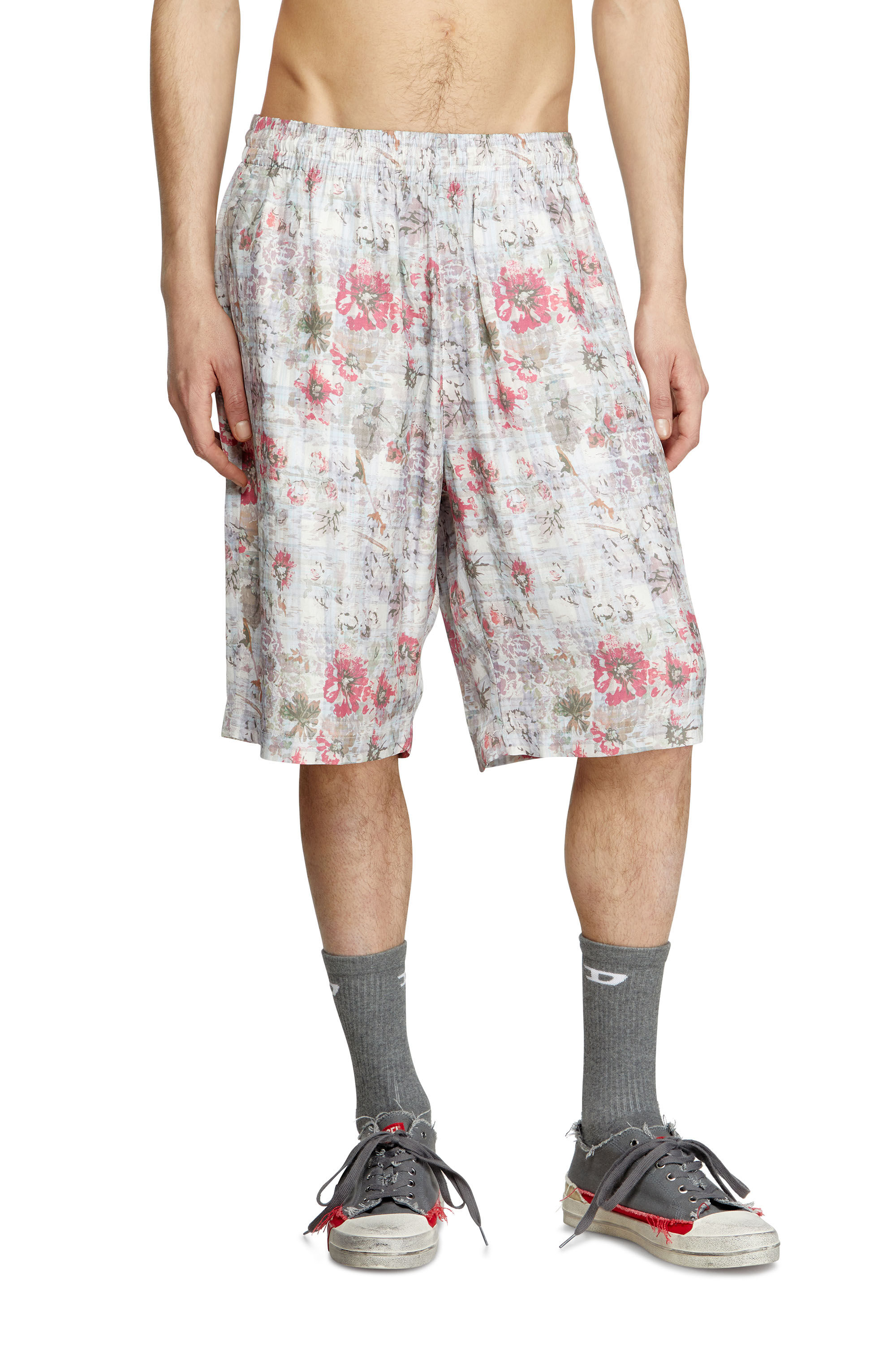 Diesel - P-LEYS, Pantalones cortos de acetato con estampado floral Hombre in Multicolor - 3
