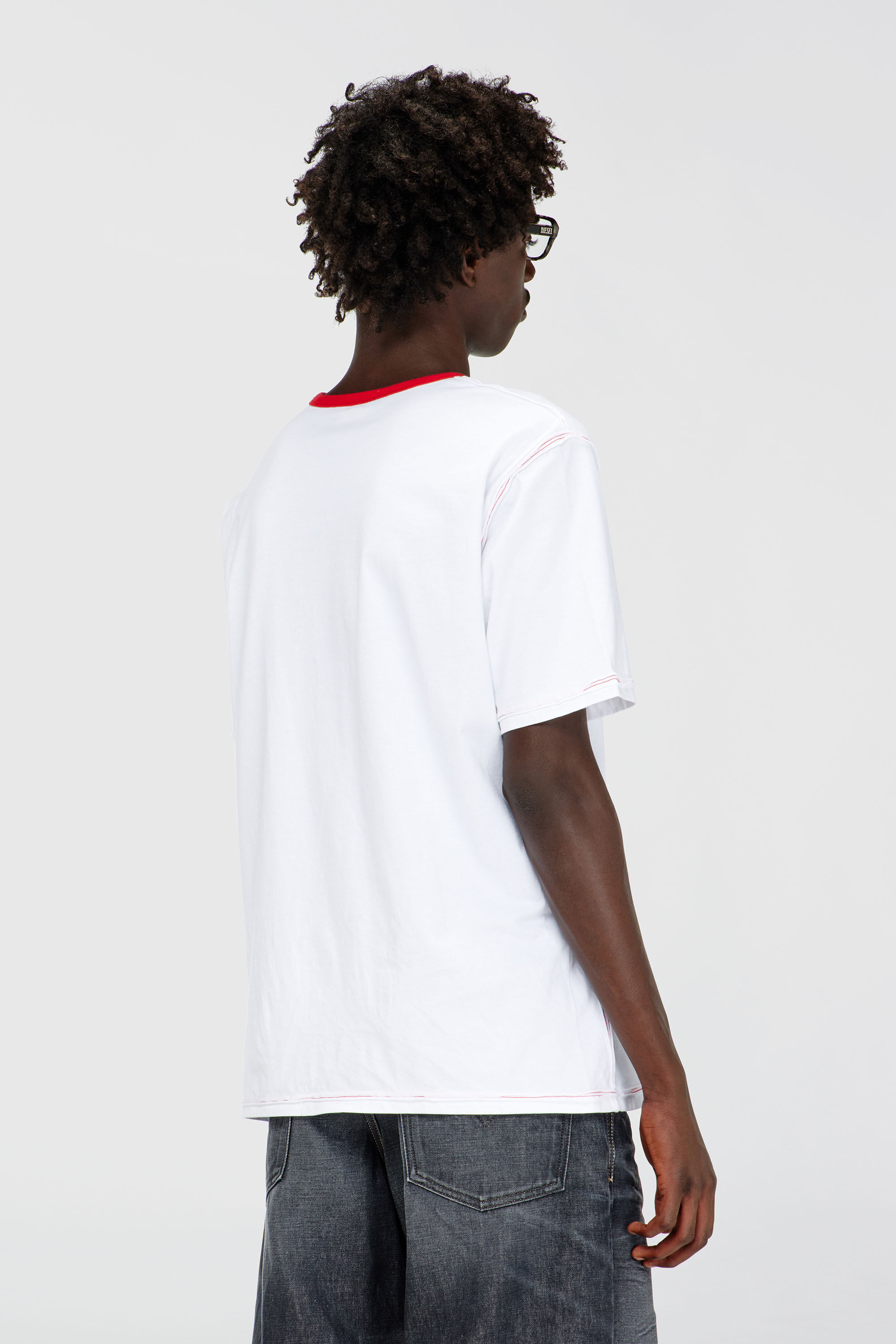Diesel - T-ADJUST-CUT-OD, Camiseta con Oval D seccionado Hombre in Blanco - 4