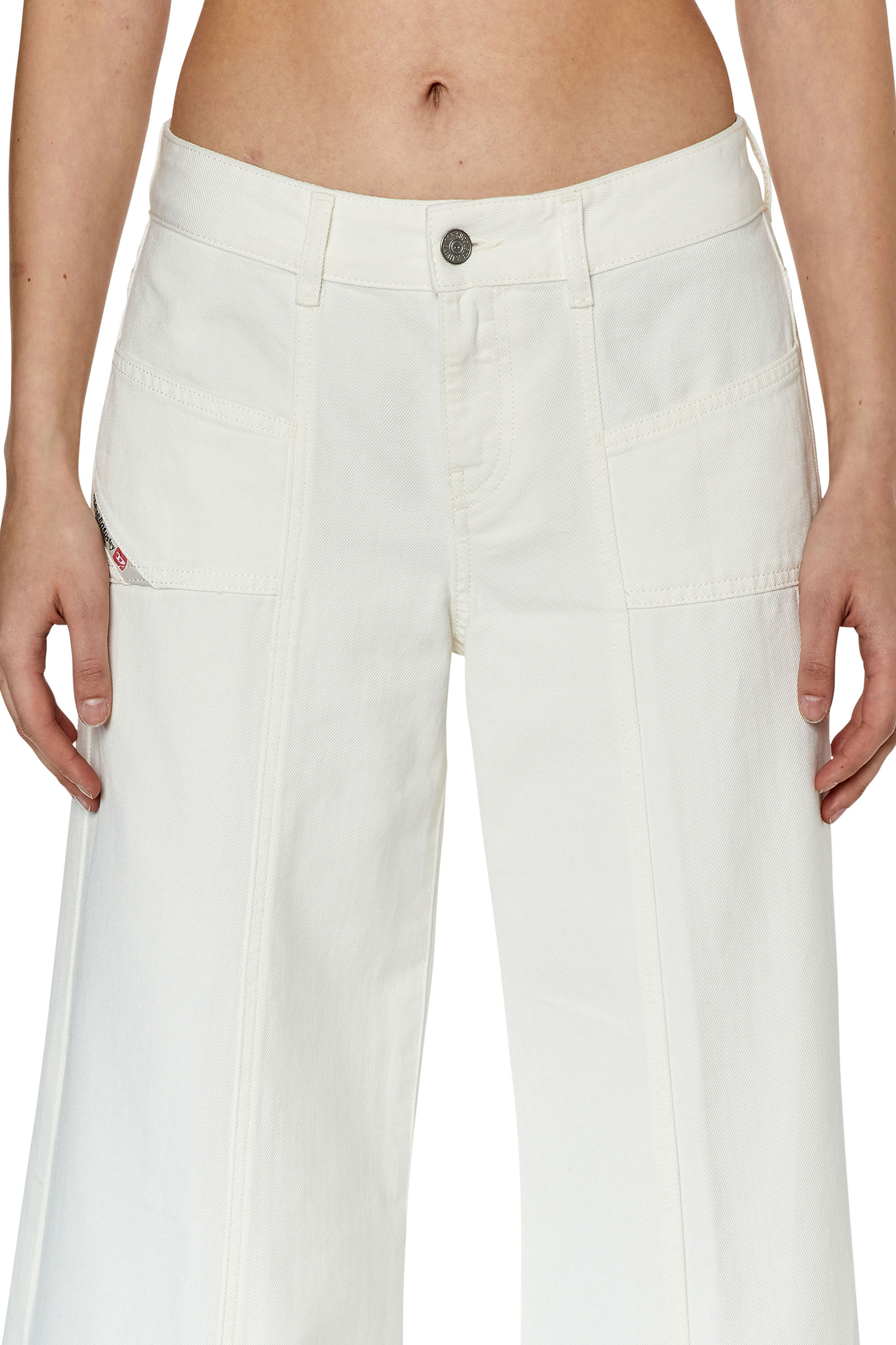 Diesel - Bootcut and Flare Jeans D-Akii 068JQ, Blanco - Image 5