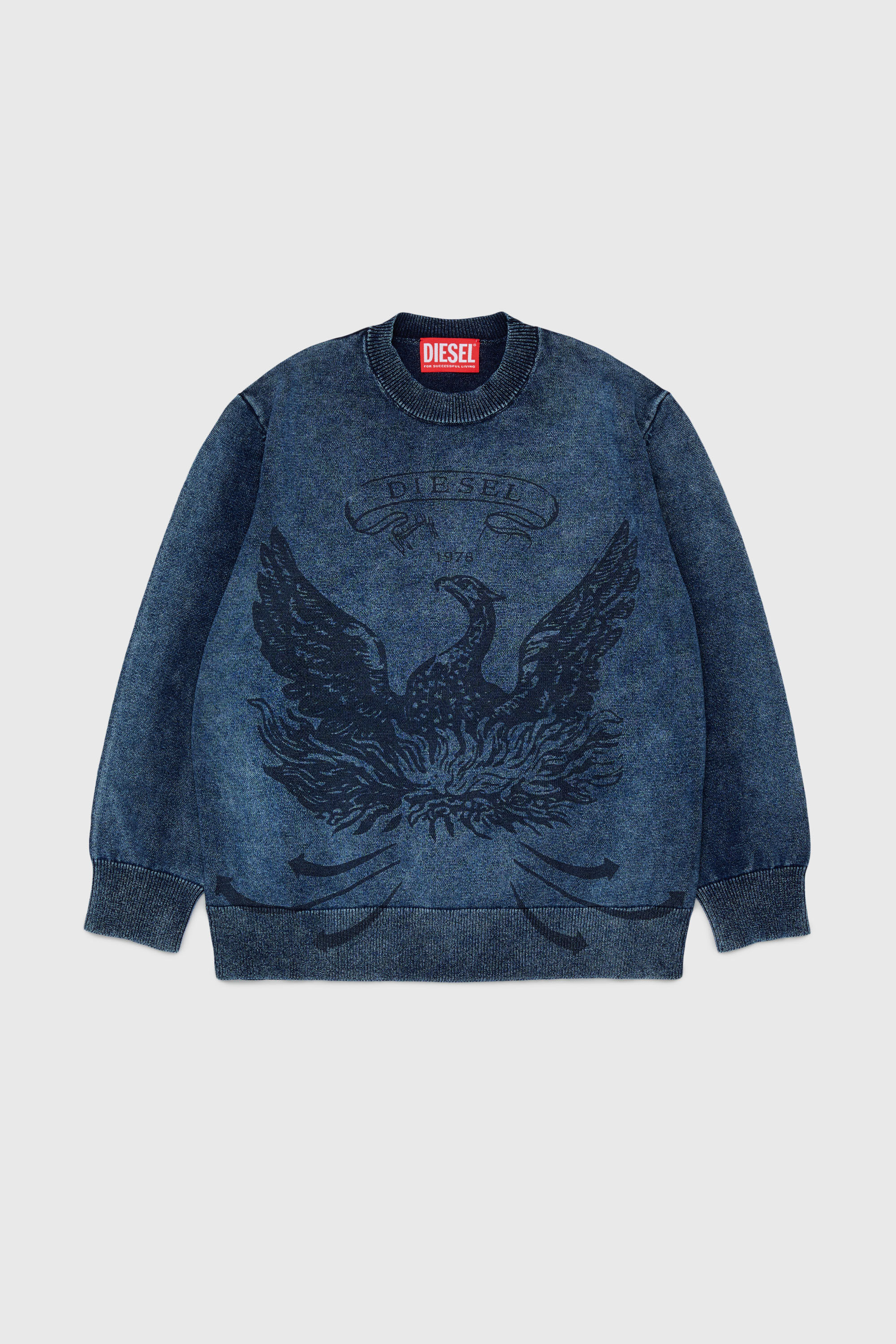 Diesel - KFINNIC OVER, Jersey efecto denim con motivo de f&eacute;nix Hombre in Azul marino - 1