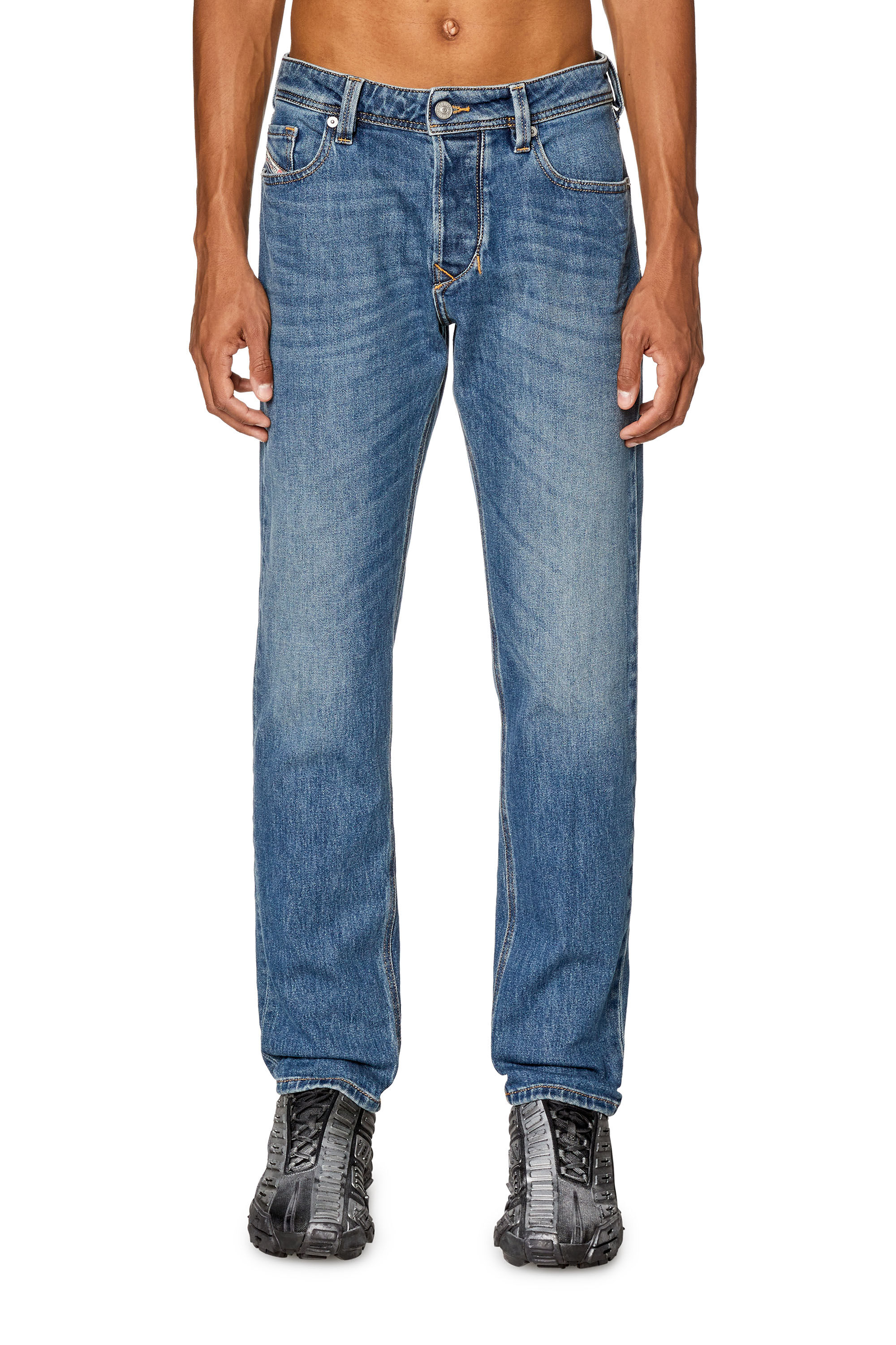 Diesel - Tapered Jeans 1986 Larkee-Beex 09F88, Man's Tapered Jeans - 1986 Larkee-Beex in Medium blue - 3