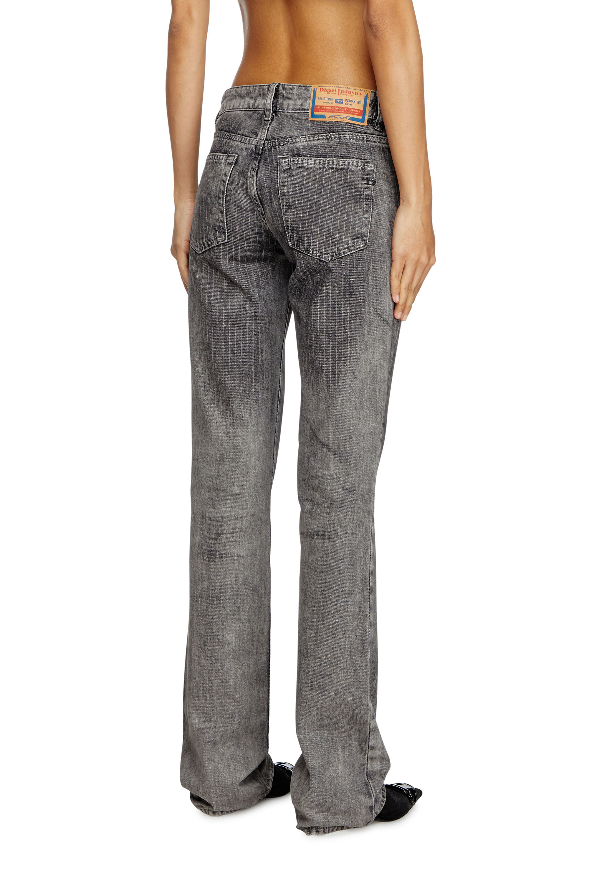 Diesel - Bootcut Jeans D-Gianna 0ABDI Mujer, Gris Claro - 4